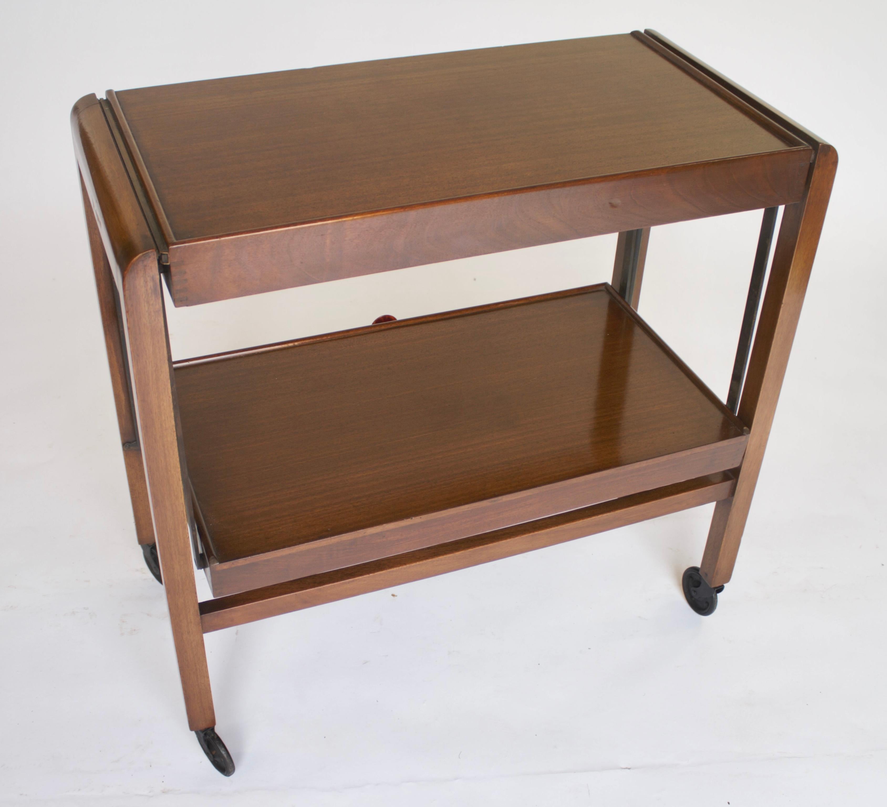 Mid-20th Century Art Deco Walnut Fold over Cocktail Serving Trolley circa 1930s' For Sale