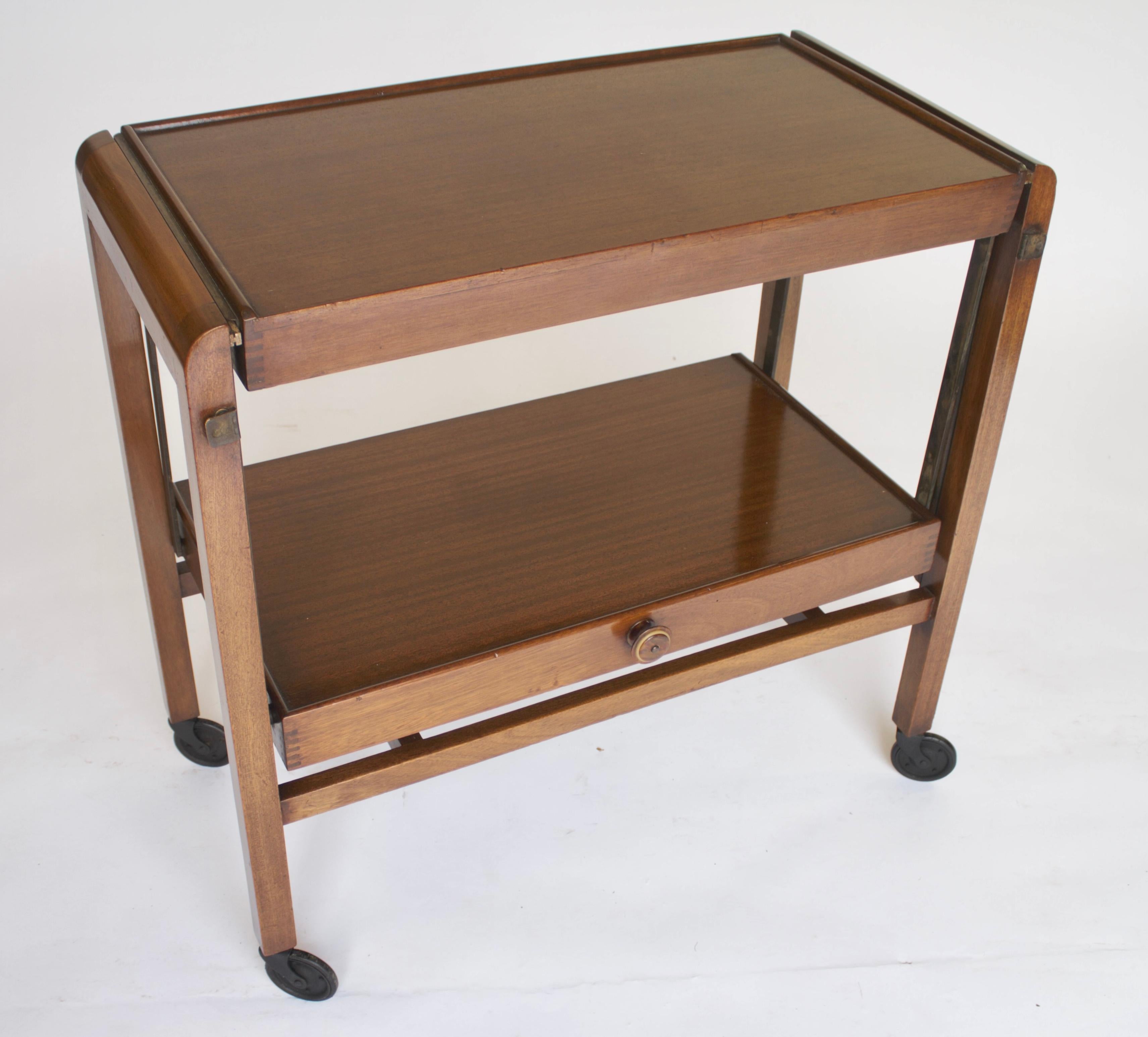 Mid-20th Century Art Deco Walnut Fold over Cocktail Serving Trolley circa 1930s' For Sale