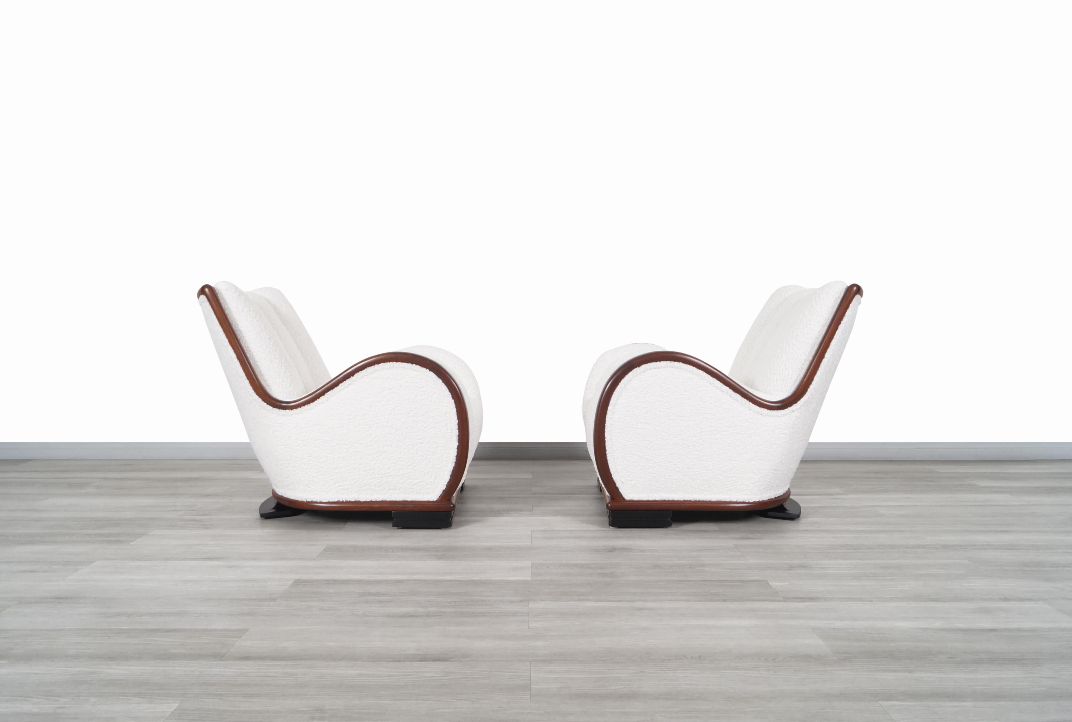 Vintage Art Deco Walnut Lounge Chairs in Boucle In Excellent Condition For Sale In North Hollywood, CA