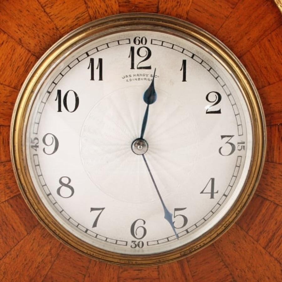 European Art Deco Walnut Mantel Clock, 20th Century For Sale