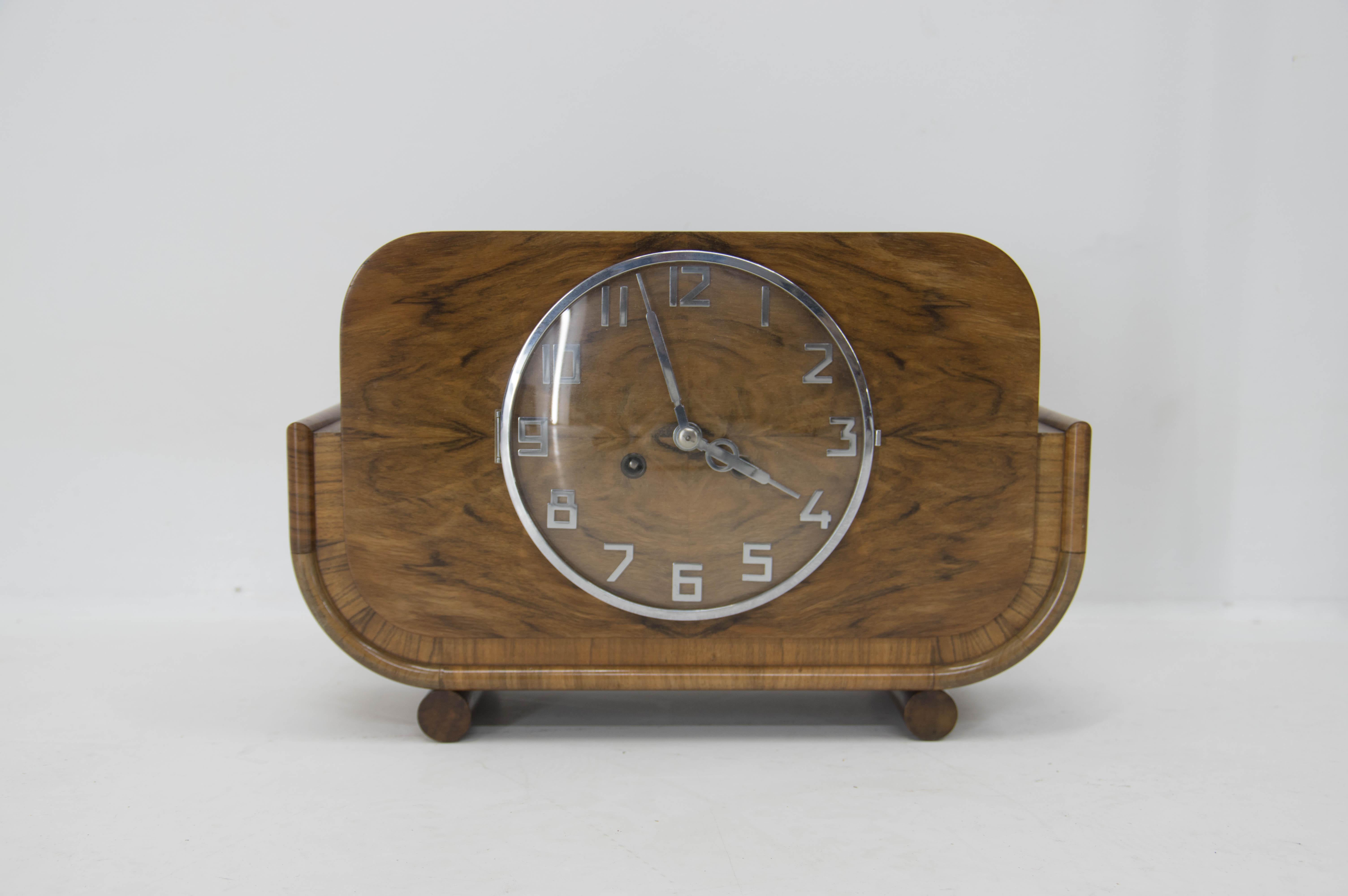 Art Deco mantel clock made by Mauthe. Clock machine restored: new clock spring. New key. Perfectly working. Chimes with beautiful sound.