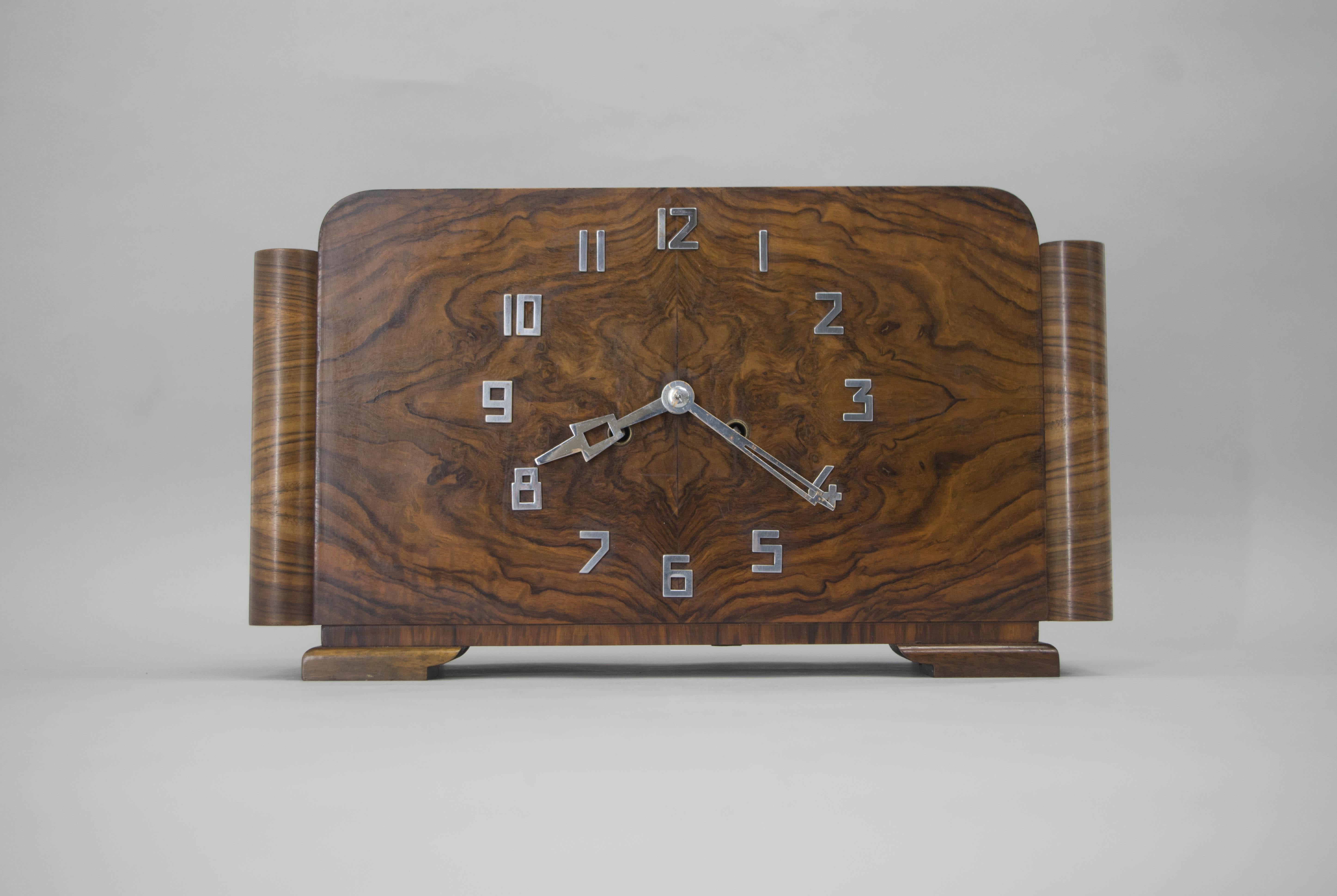 mauthe mantel clock
