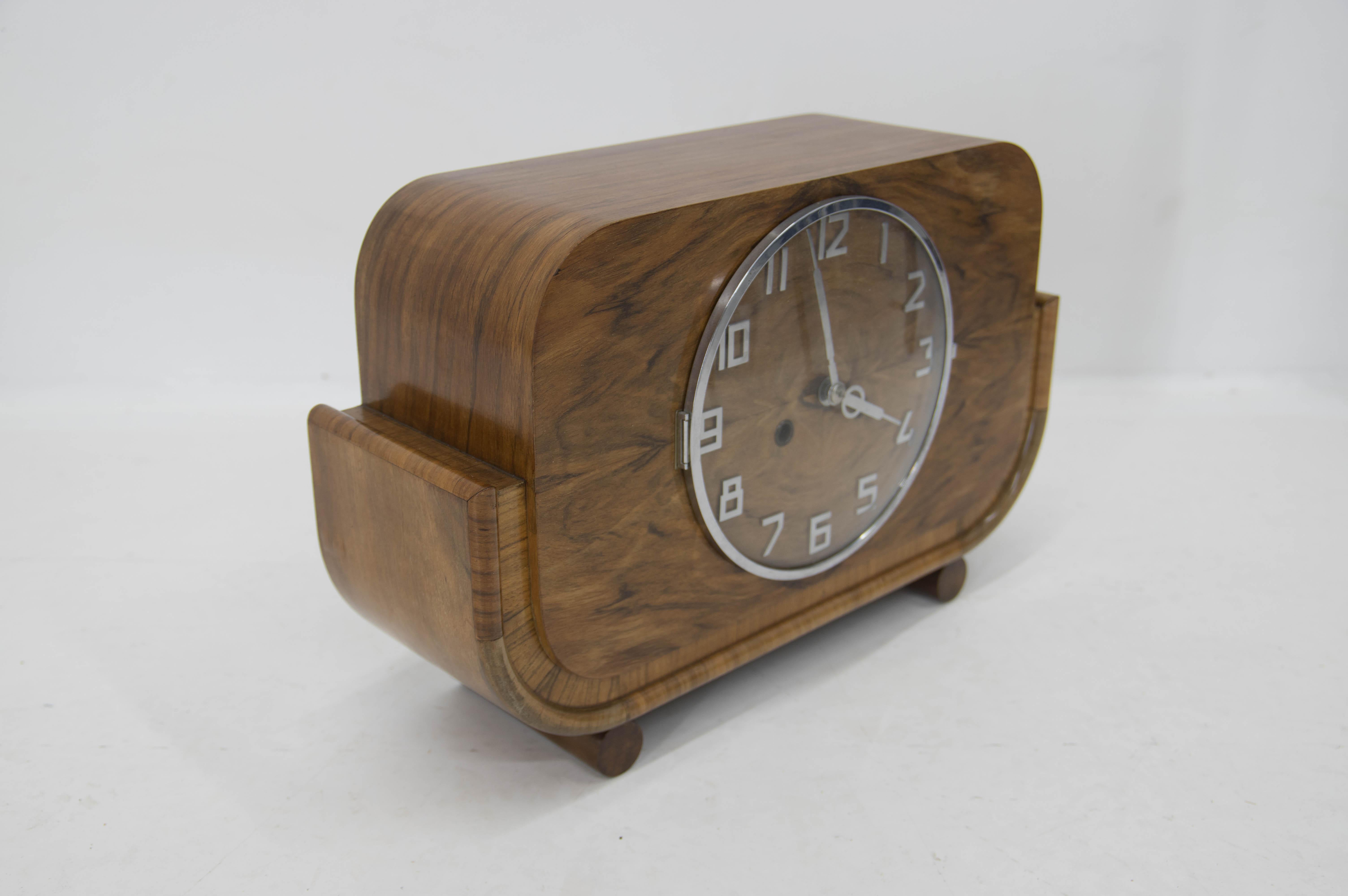 mauthe mantel clock