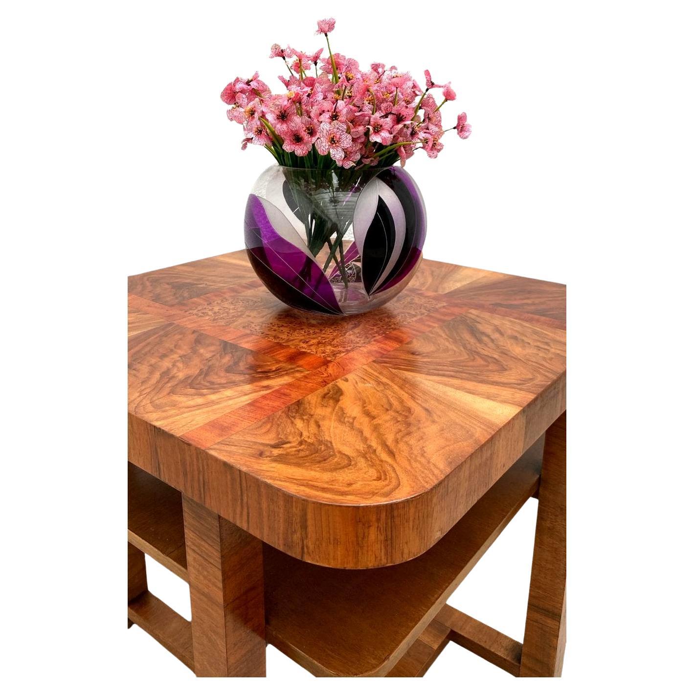 Art Deco Walnut & Maple Occasional Table, English, 1930s For Sale 6