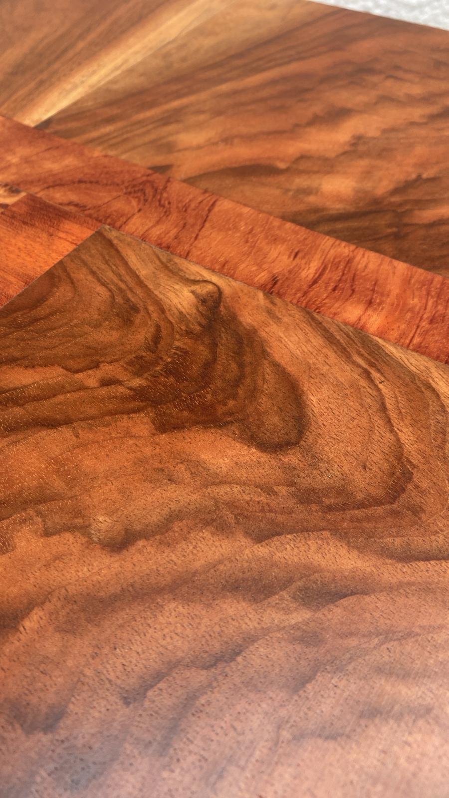 Art Deco Walnut & Maple Occasional Table, English, 1930s For Sale 10
