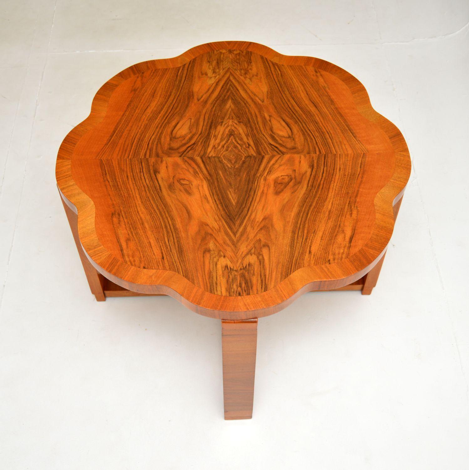 Art Deco Walnut Nesting Coffee Table by Epstein In Good Condition In London, GB