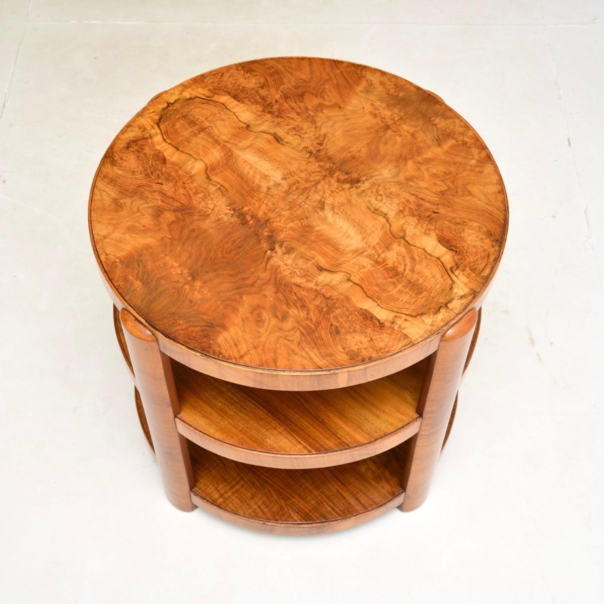 Art Deco Walnut Occasional Side / Coffee Table In Good Condition For Sale In London, GB