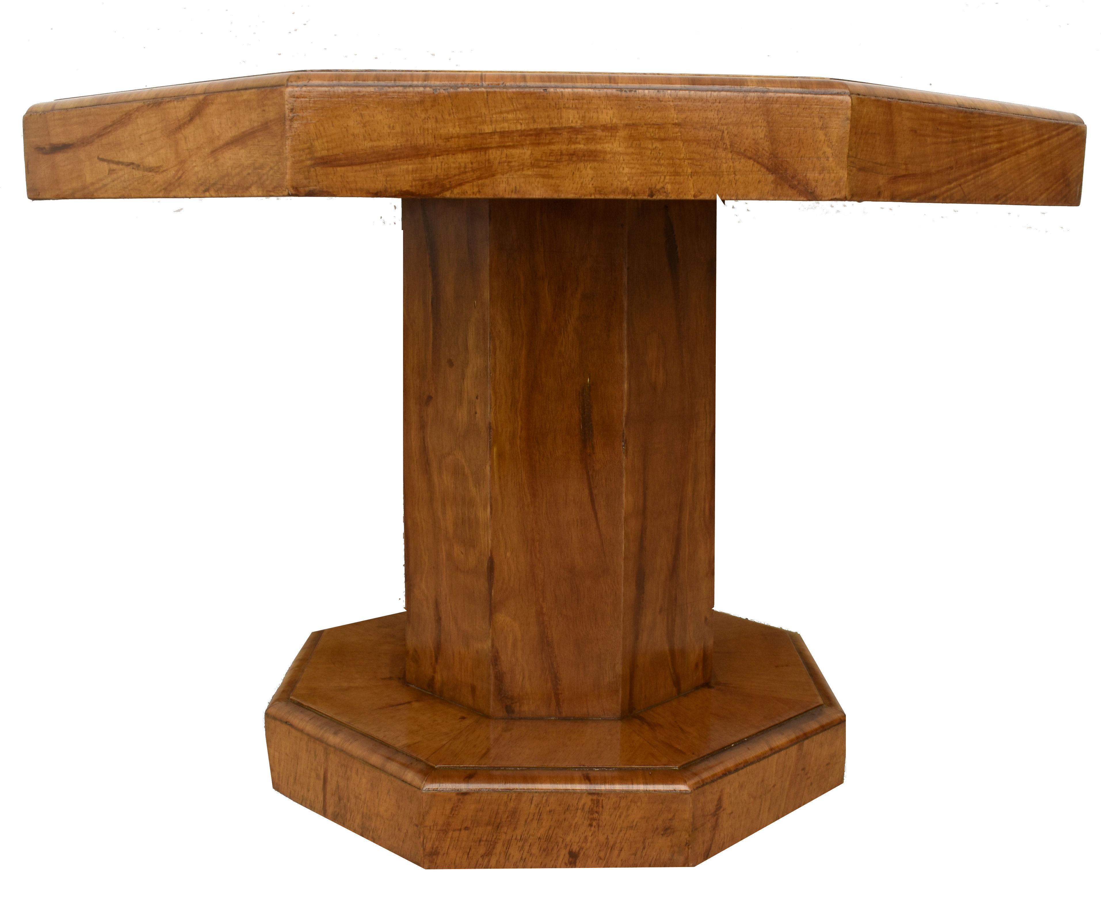 Art Deco Walnut Occasional Table, English, c1930 For Sale 1