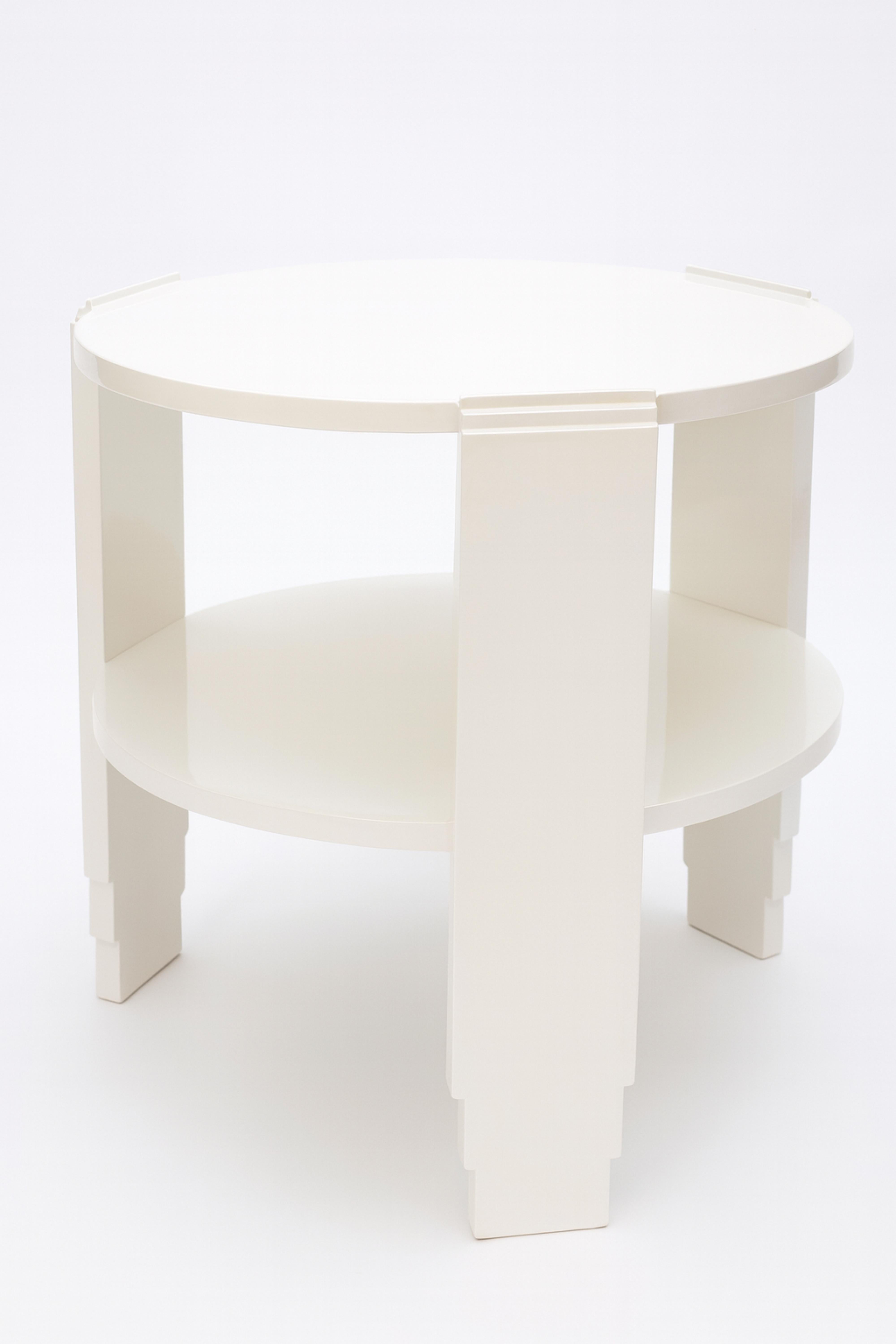 Art Deco Walnut Off White Lacquer Center Table, 20th Century In Good Condition For Sale In Lisbon, PT