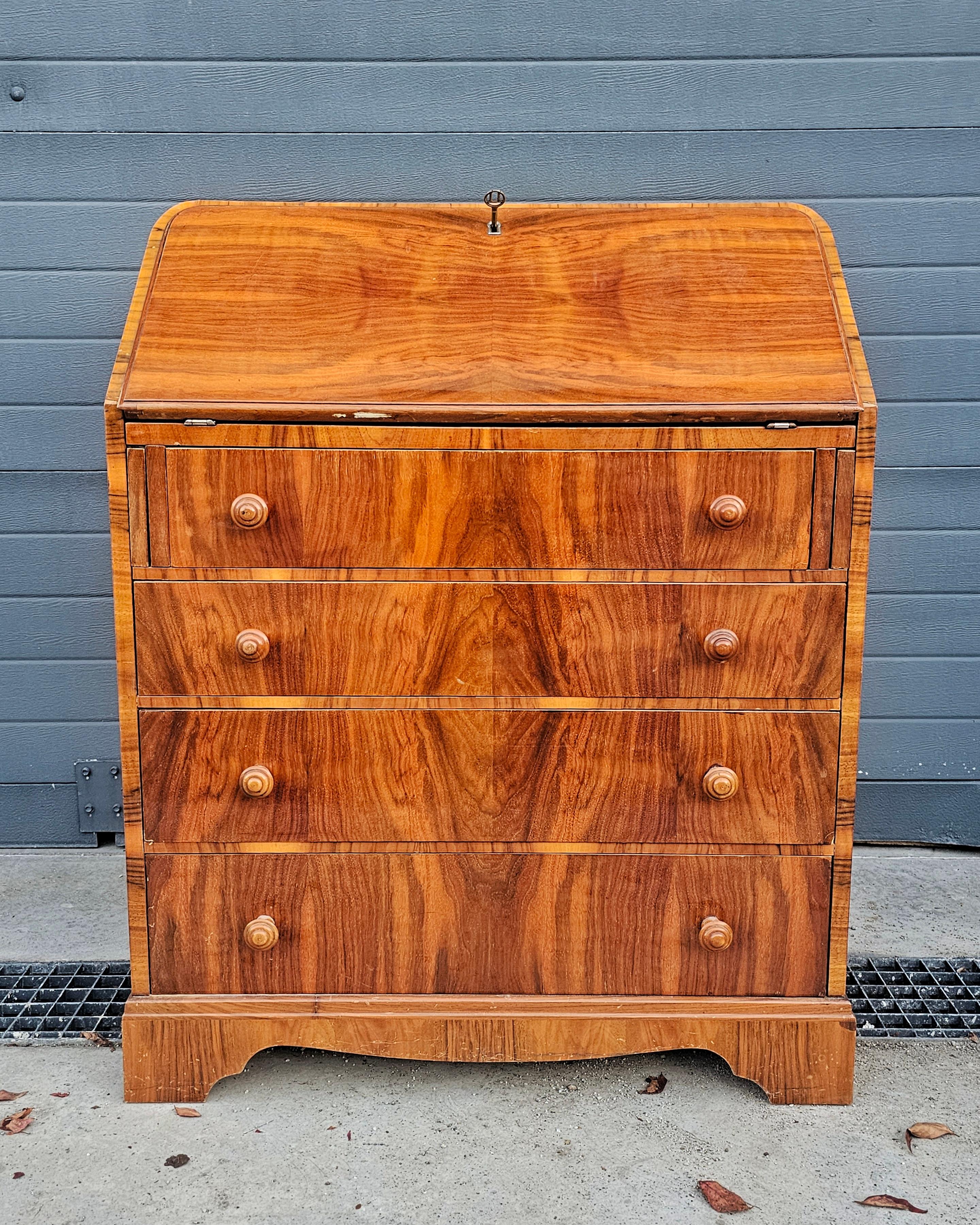 Secretaire o Bureau in noce Art Déco con 4 cassetti, Germania 1930 In condizioni buone in vendita a Beograd, RS