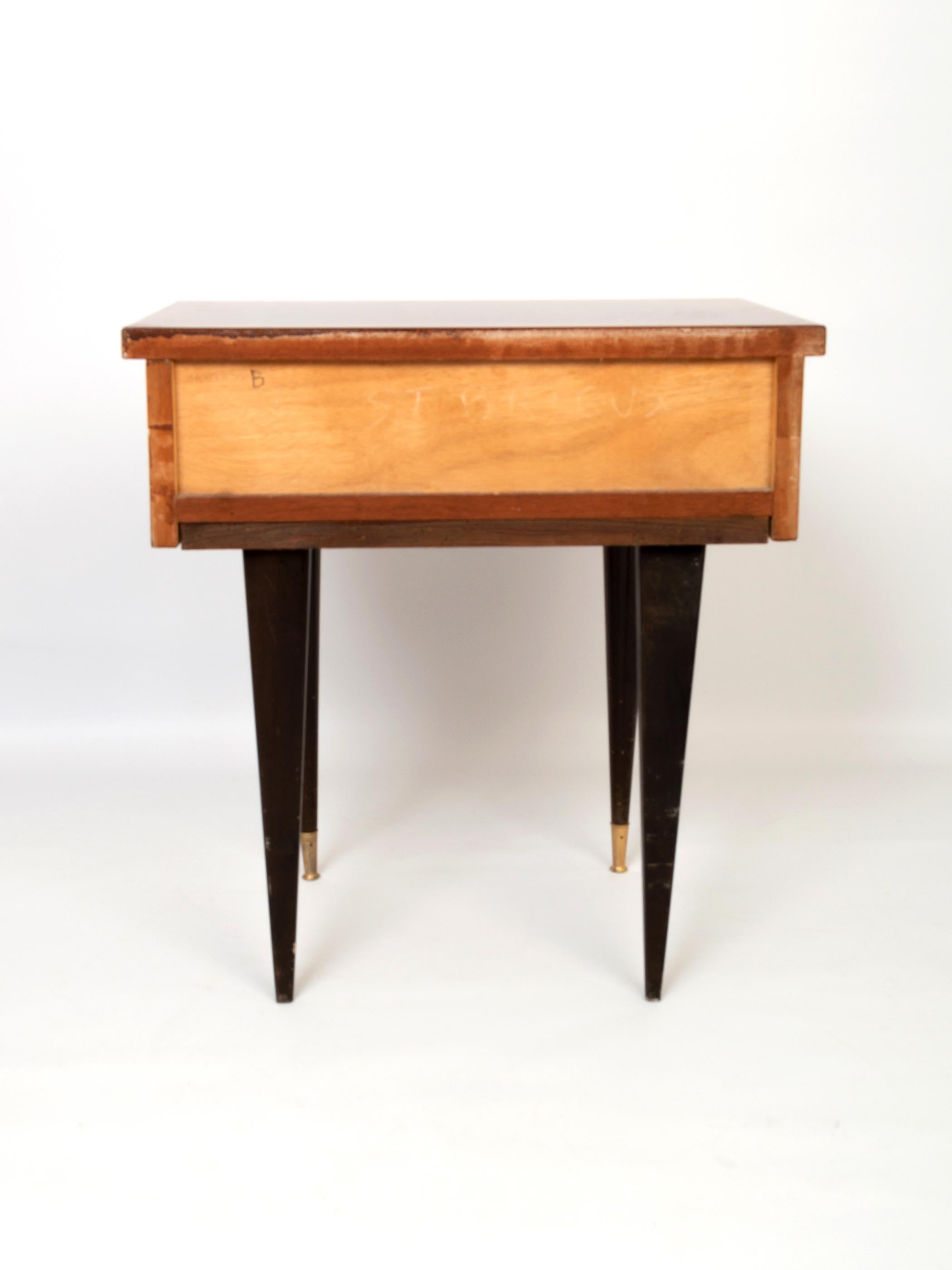 Art Deco Walnut Side Table Night Stand, France, C.1940 For Sale 3