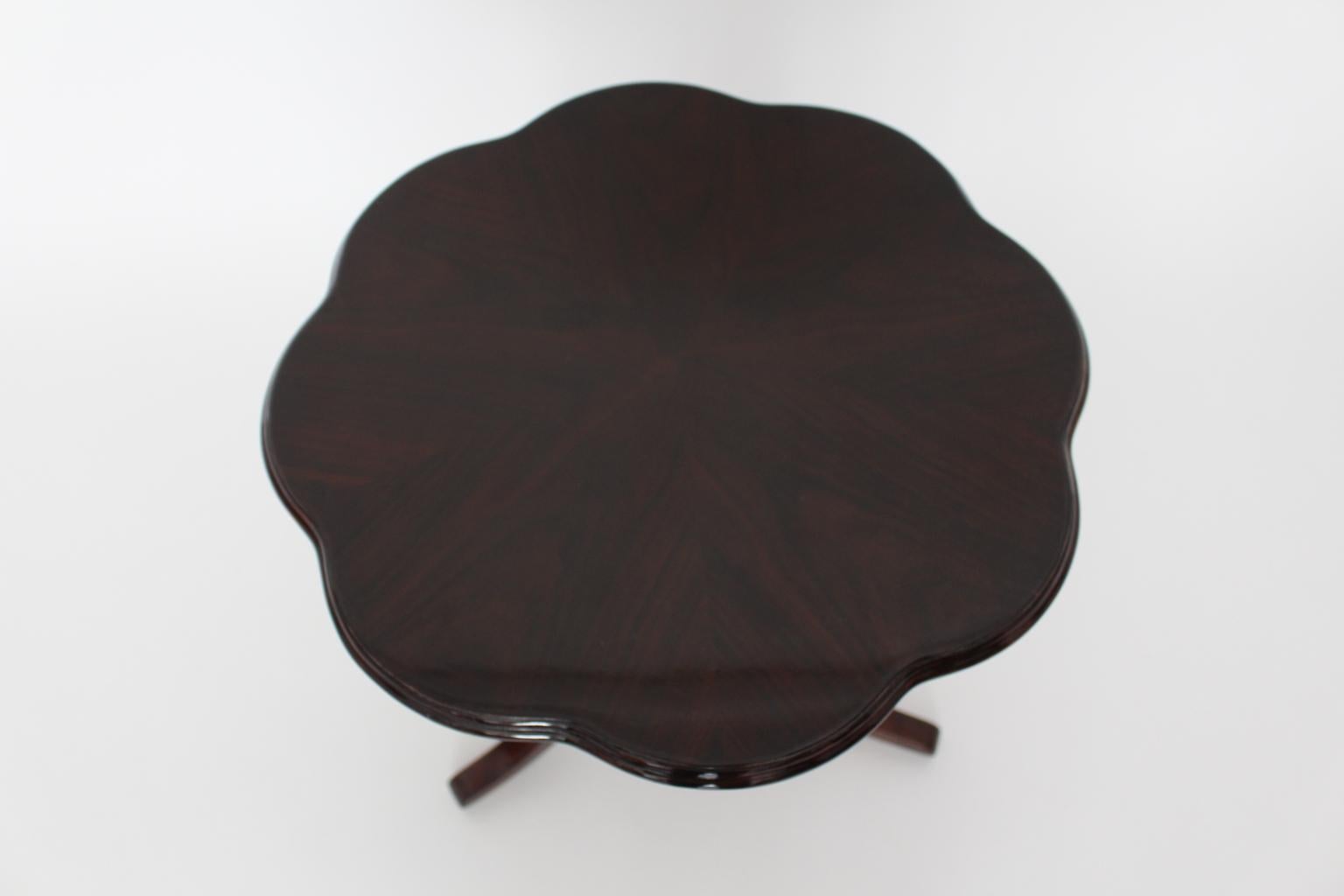 Art Deco Walnut Side Table or Coffee Table by Josef Frank for Thonet, circa 1925 For Sale 9