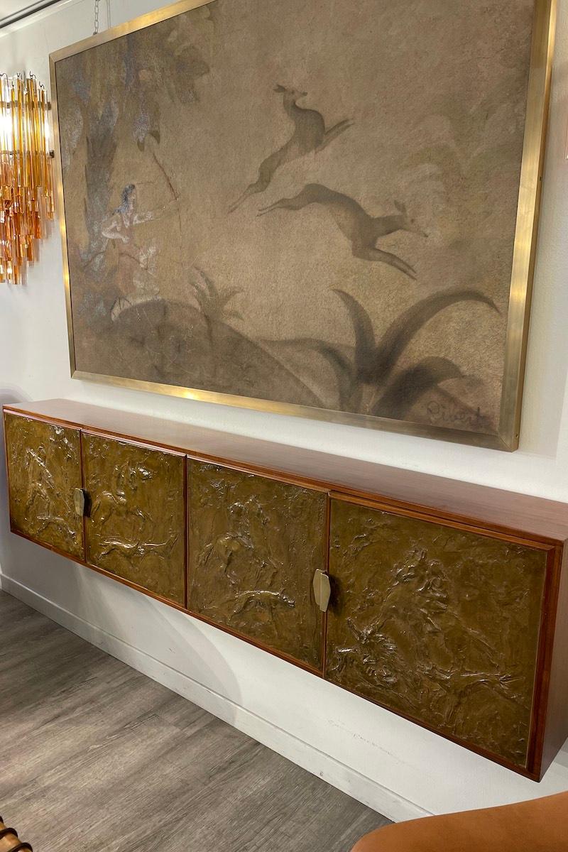 Dorato Art Deco Walnut Sideboard-Cabinet With Gilded Stucco On Doors in vendita