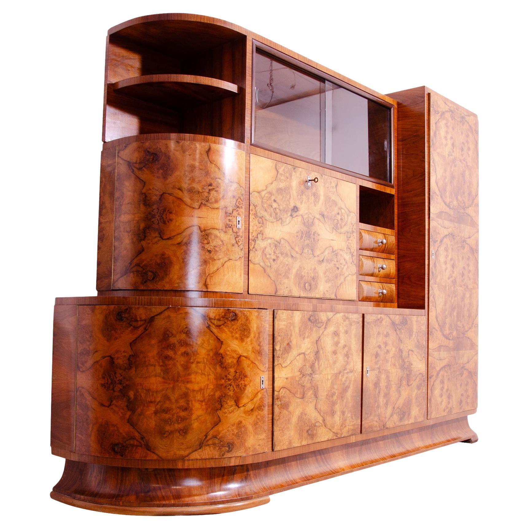 Credenza o libreria ART DECO in noce, anni '30, Cecoslovacchia in vendita