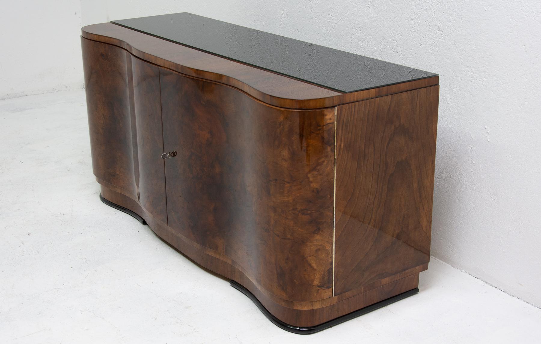 Art Deco Walnut Sideboard or Buffet, 1930s, Bohemia In Excellent Condition In Prague 8, CZ