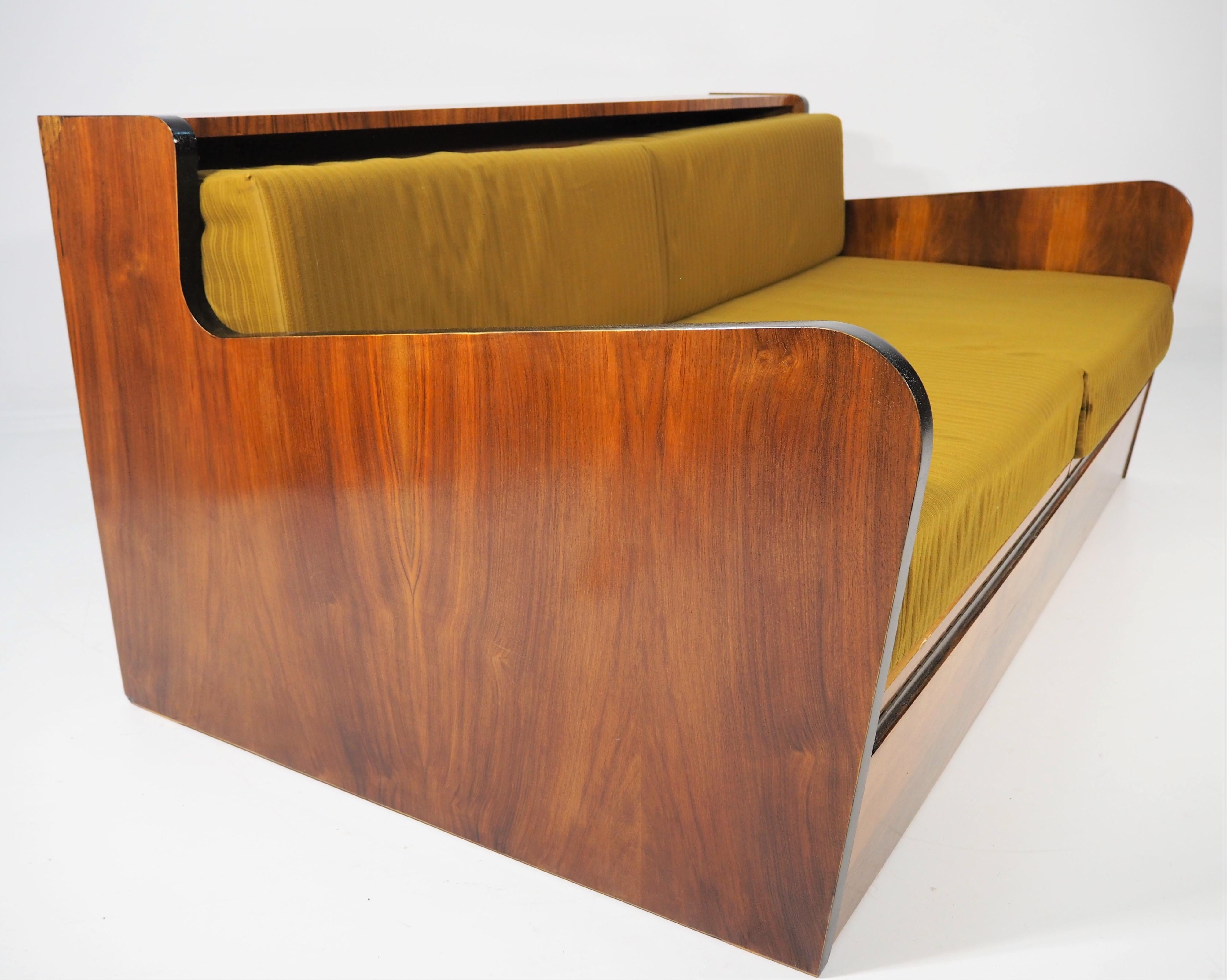 Mid-20th Century Art Deco Walnut Sofa Bed, 1960s