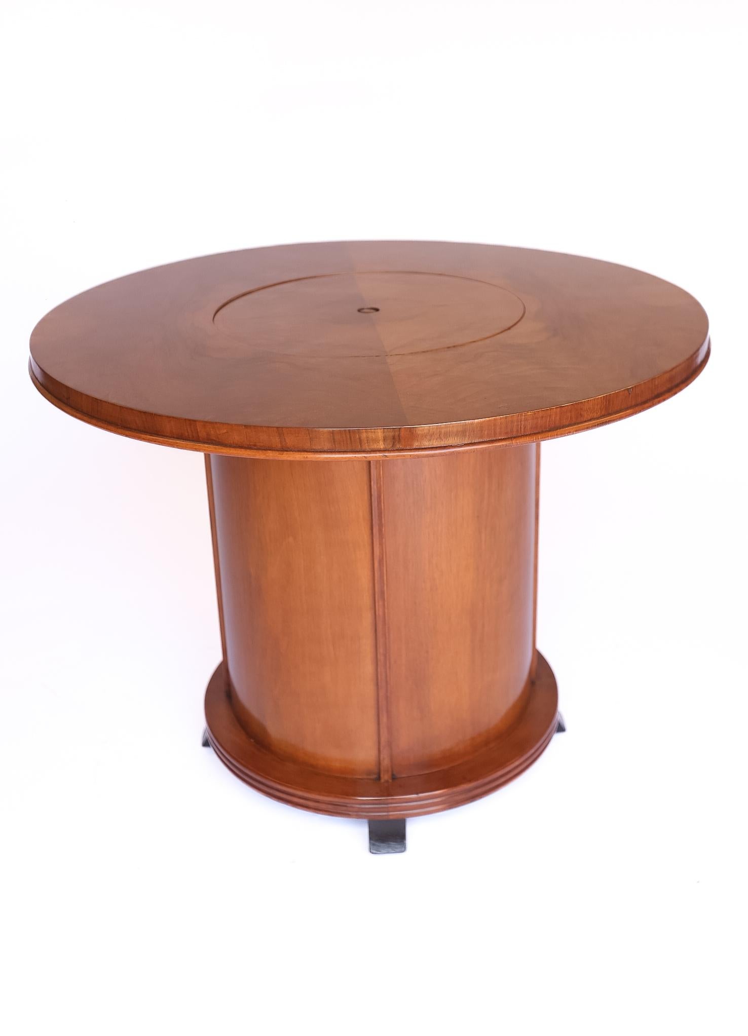Polished Art Deco Walnut Surprise Cocktail Table 1930s For Sale