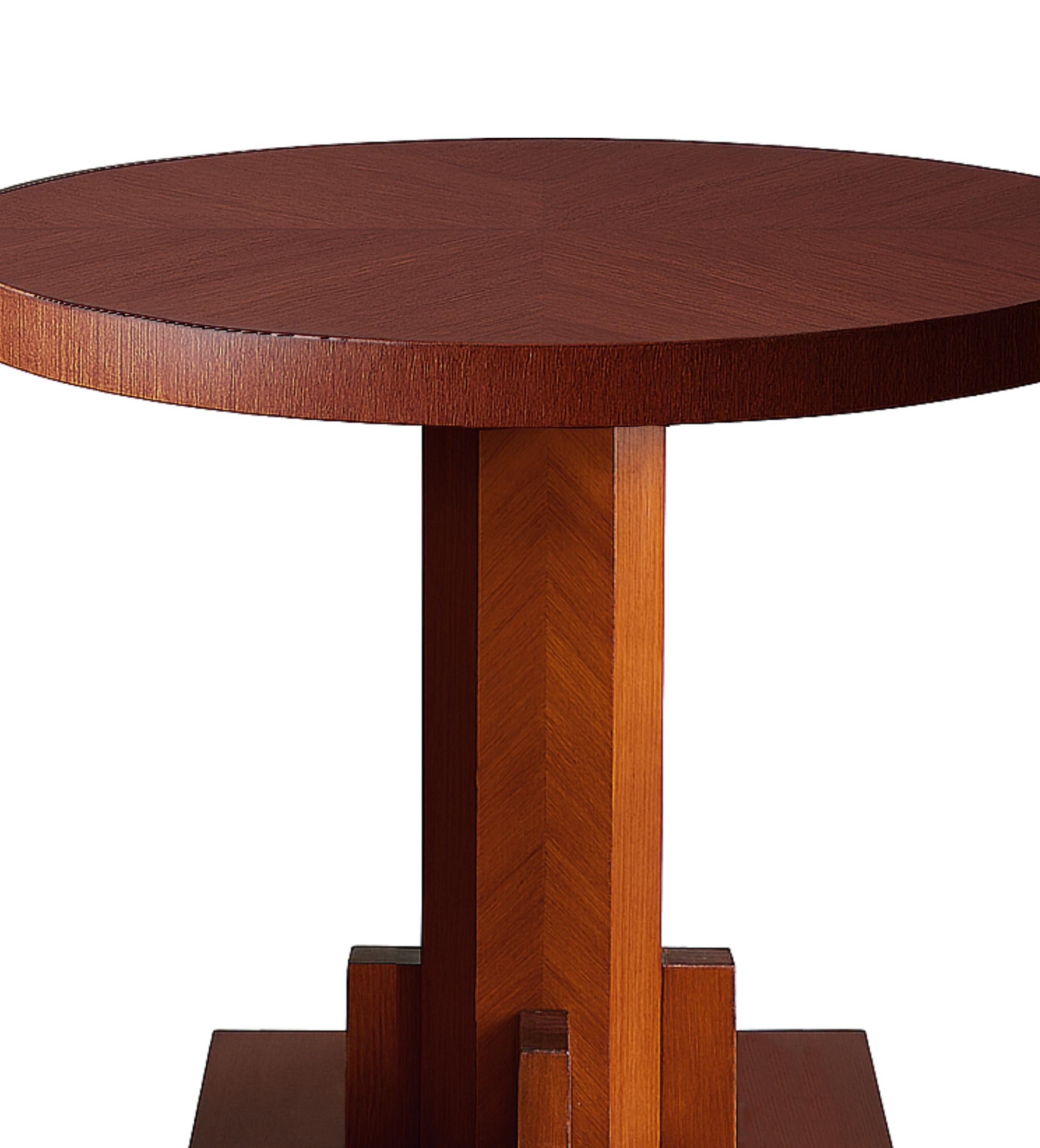 20ième siècle Piédestal de table Art Déco en noyer, 20e siècle en vente