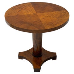 Table d'appoint Art déco en placage de noyer, design suédois, années 1930