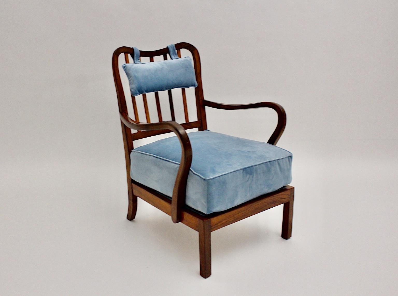 Art Deco Walnut Vintage Lounge Chair Armchair Attr. Oswald Haerdtl 1930s Vienna For Sale 5