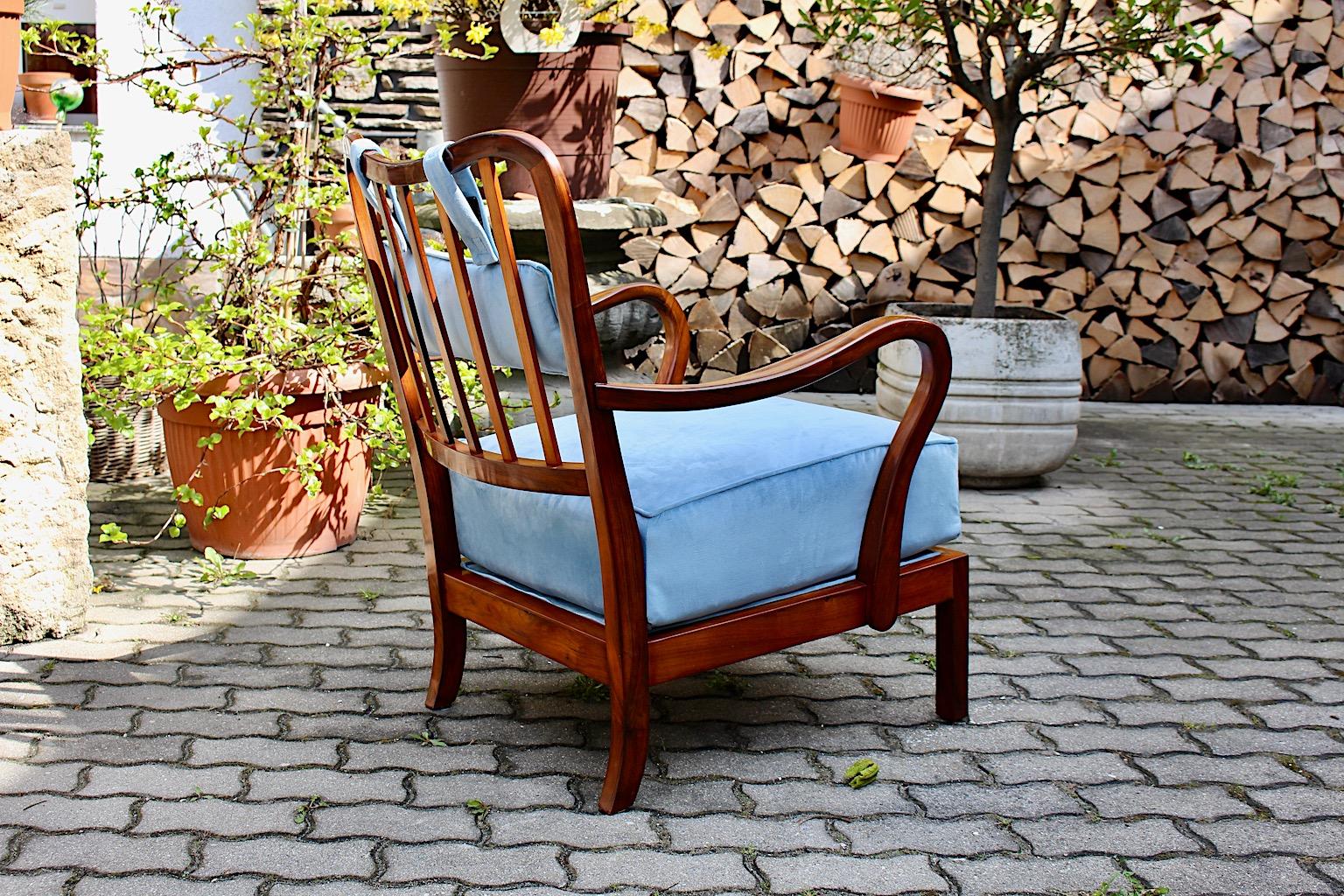 Art Decó Nogal Vintage Silla de salón Sillón Attr. Oswald Haerdtl 1930 Viena en Bueno estado para la venta en Vienna, AT