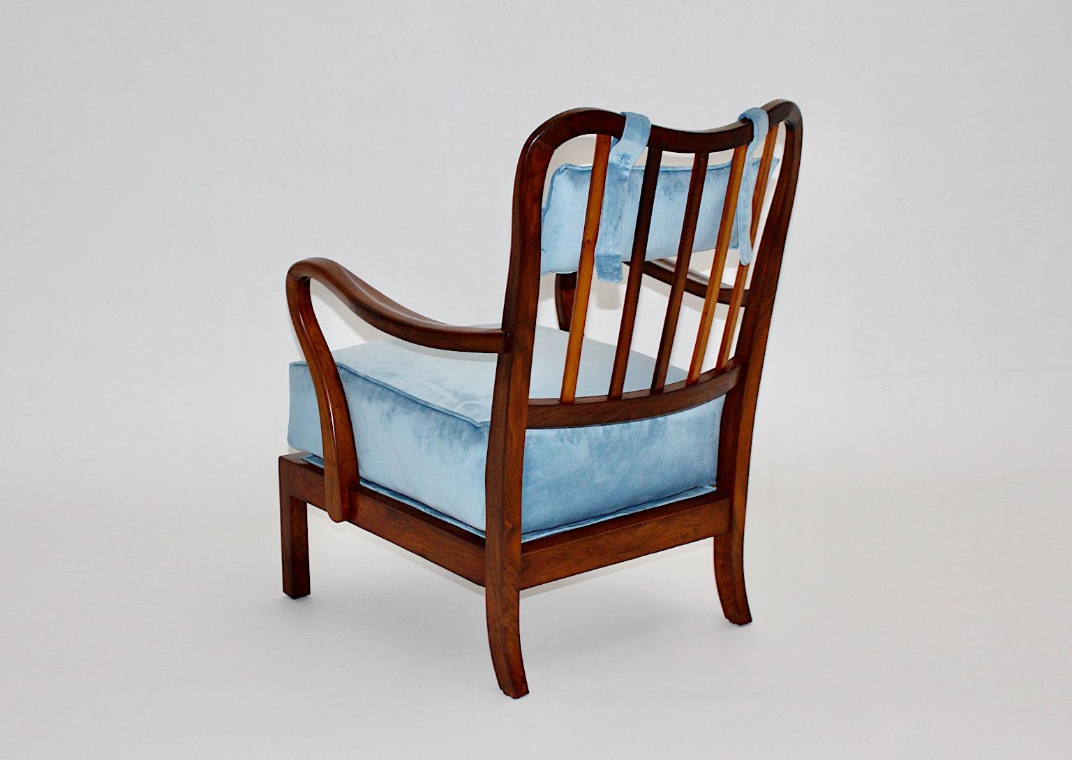 Art Deco Walnut Vintage Lounge Chair Armchair Attr. Oswald Haerdtl 1930s Vienna For Sale 1