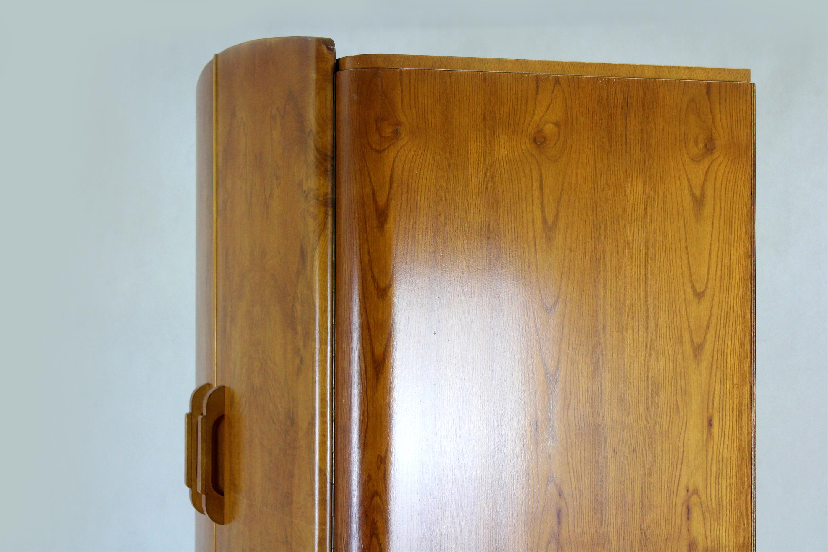 Art Deco Walnut Wardrobe by Jindrich Halabala for Up Zavody, 1940s 5