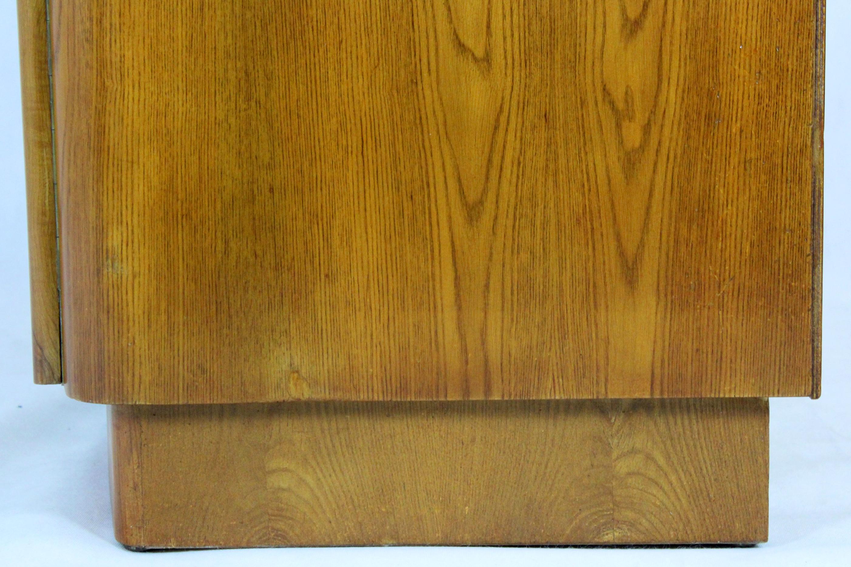 Art Deco Walnut Wardrobe by Jindrich Halabala for Up Zavody, 1940s 6