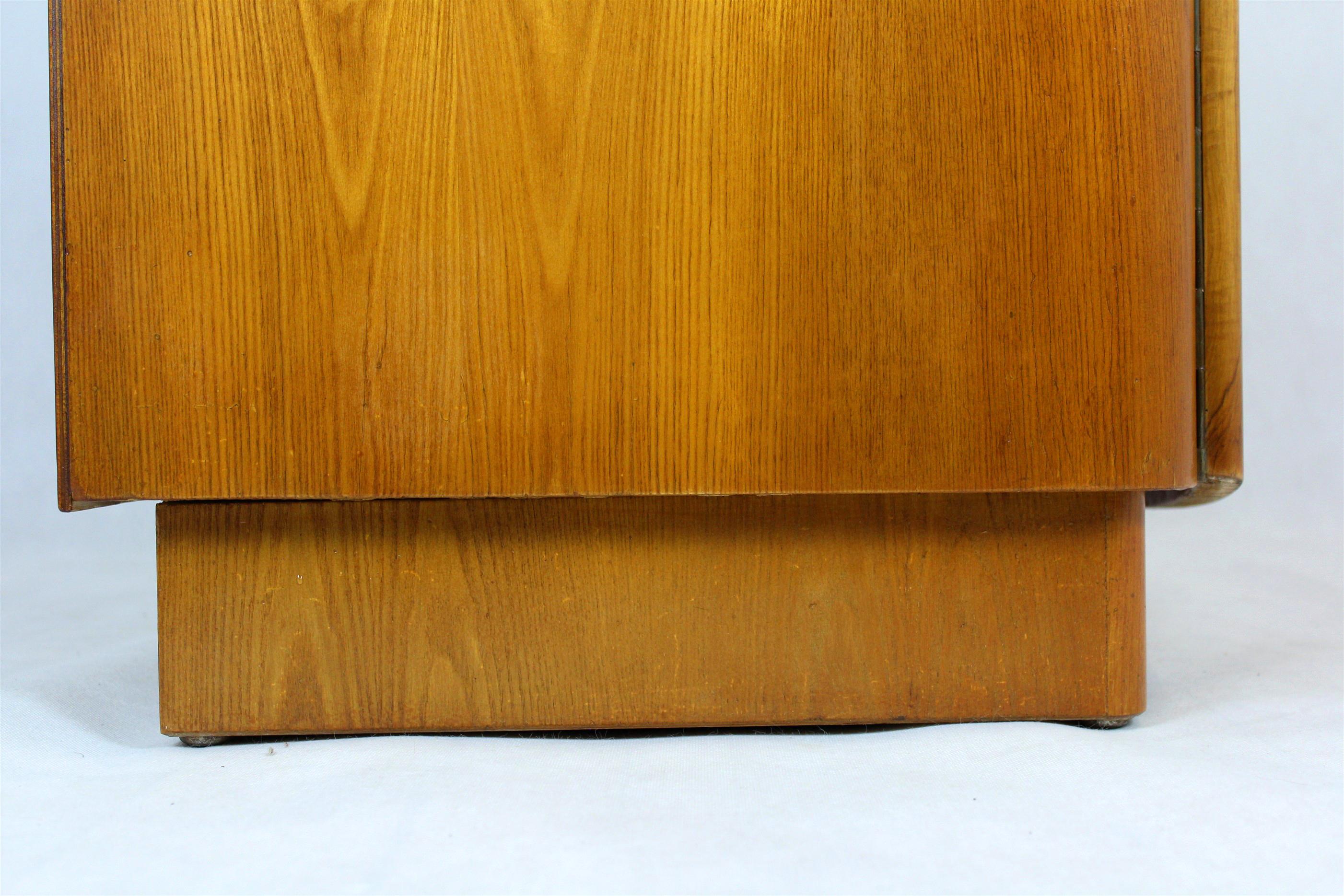 Art Deco Walnut Wardrobe by Jindrich Halabala for Up Zavody, 1940s 11