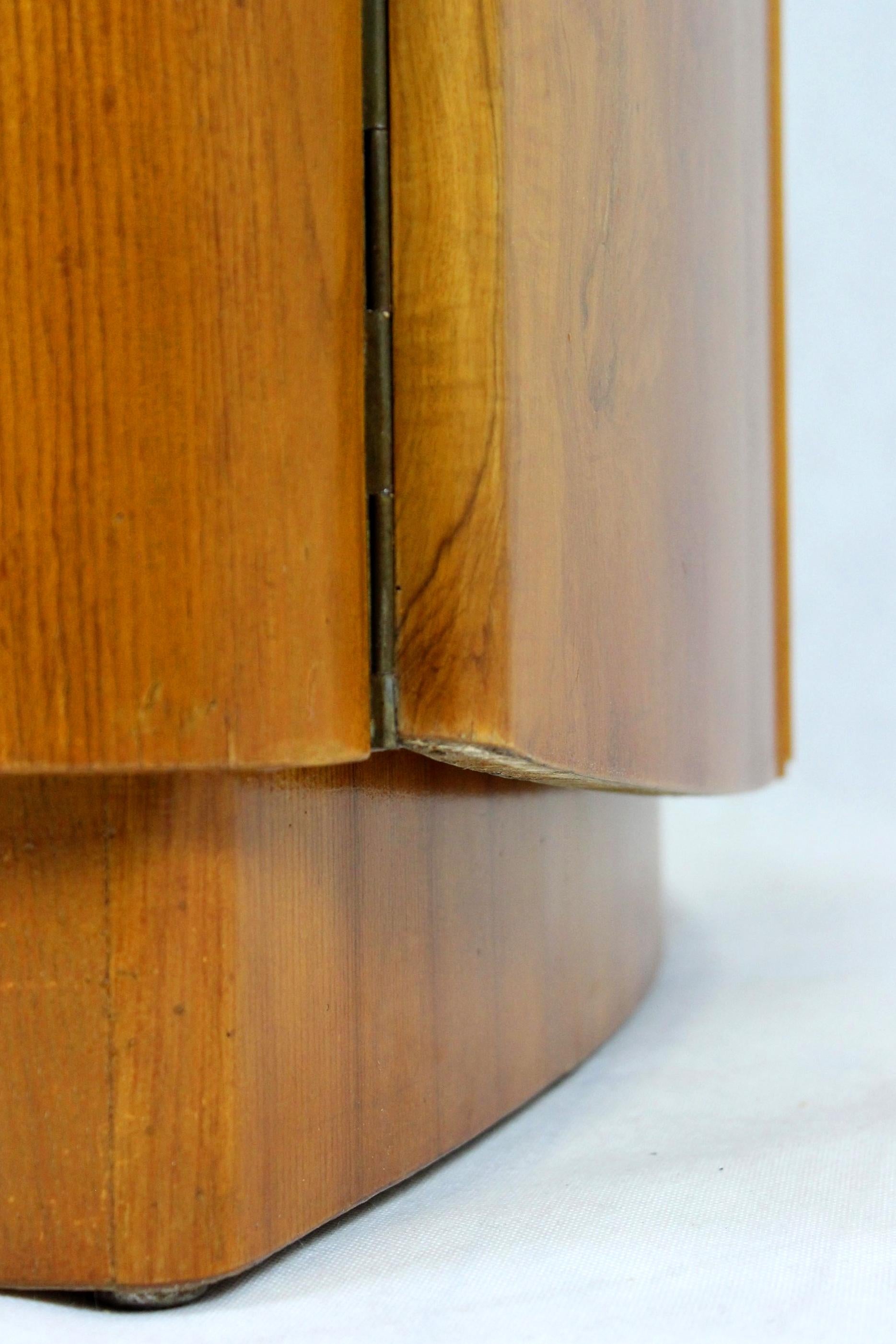 Art Deco Walnut Wardrobe by Jindrich Halabala for Up Zavody, 1940s 12