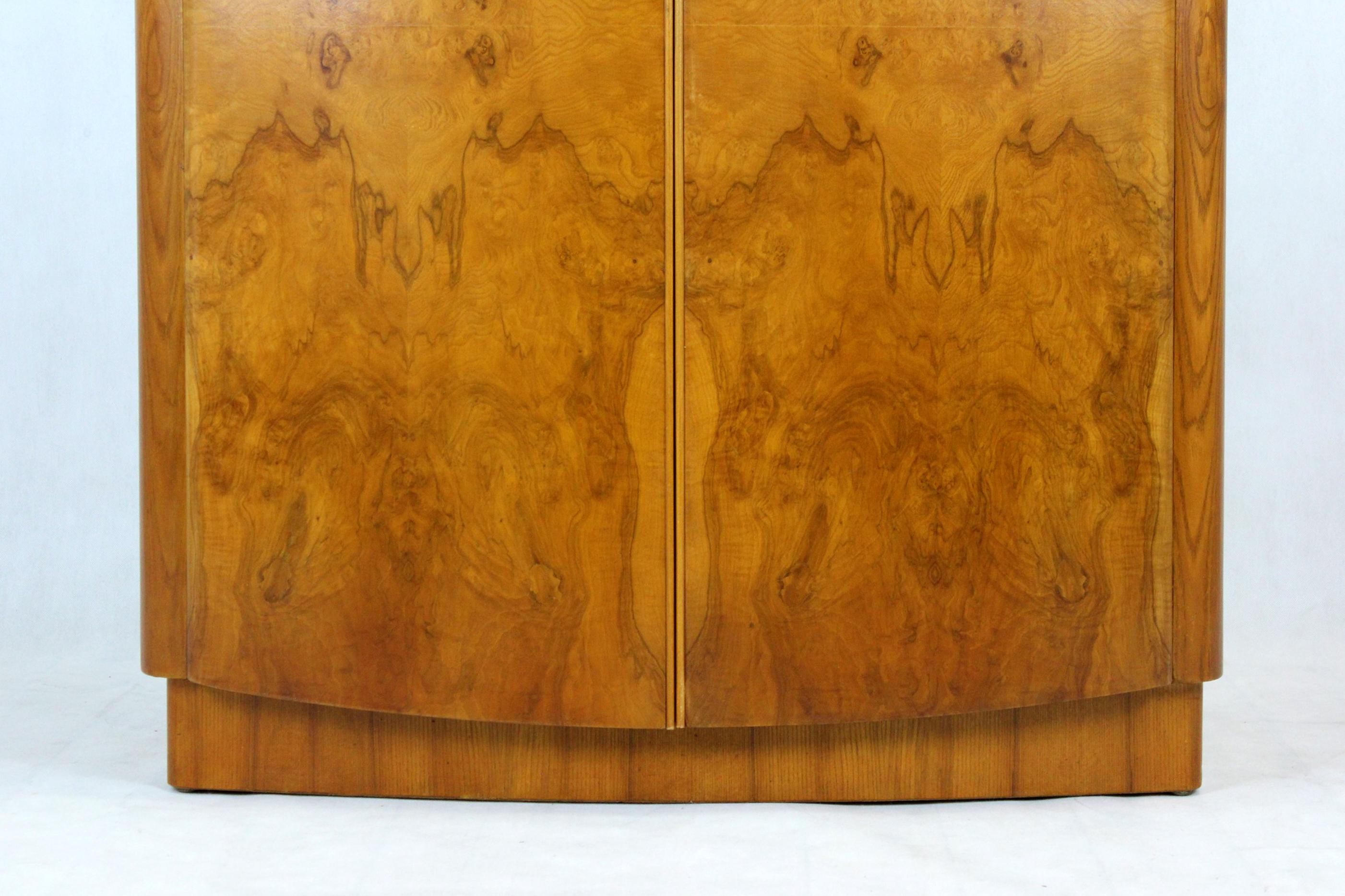 Art Deco Walnut Wardrobe by Jindrich Halabala for Up Zavody, 1940s 3