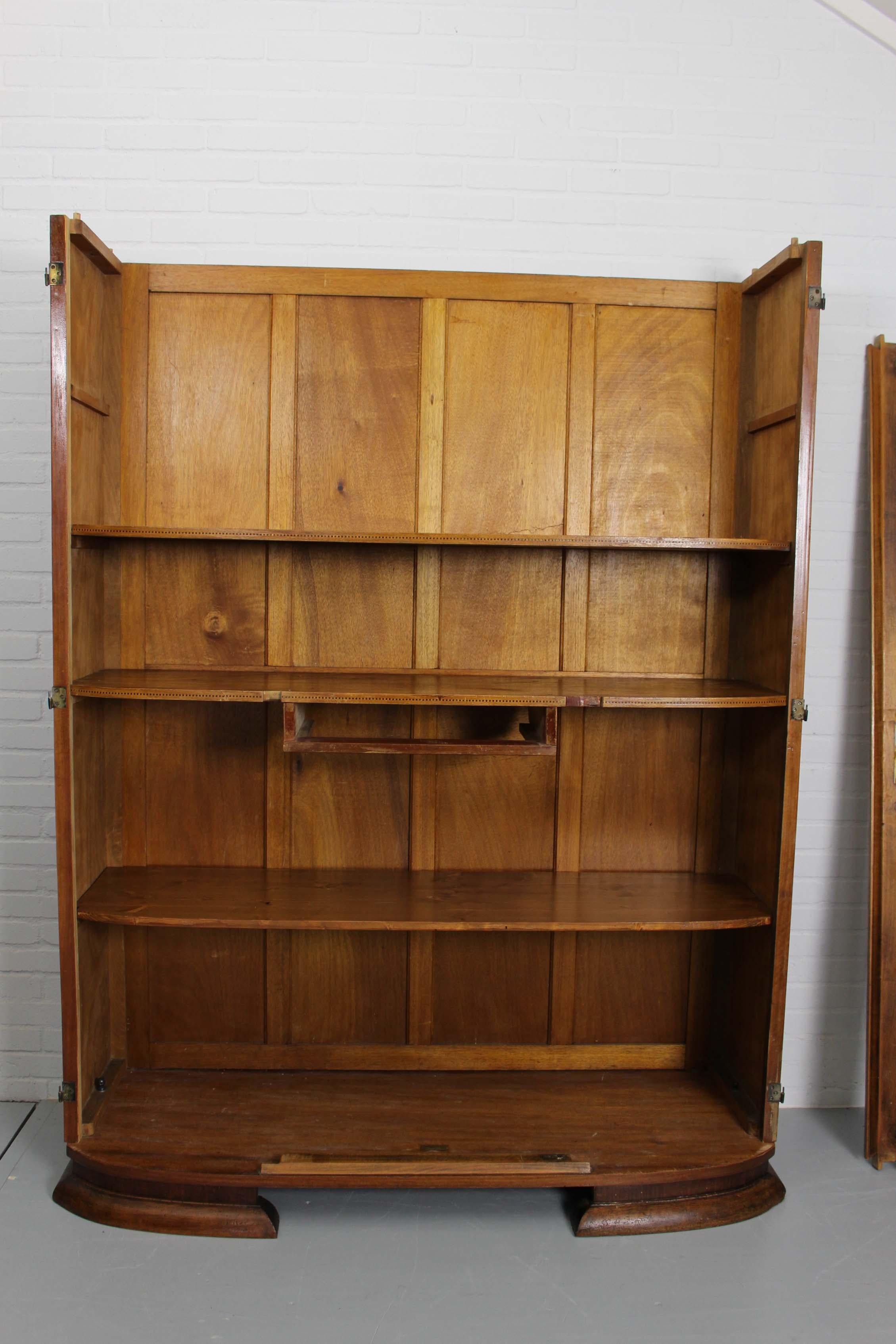 Armoire Art Déco en noyer par Guerin, Paris, 1920 7