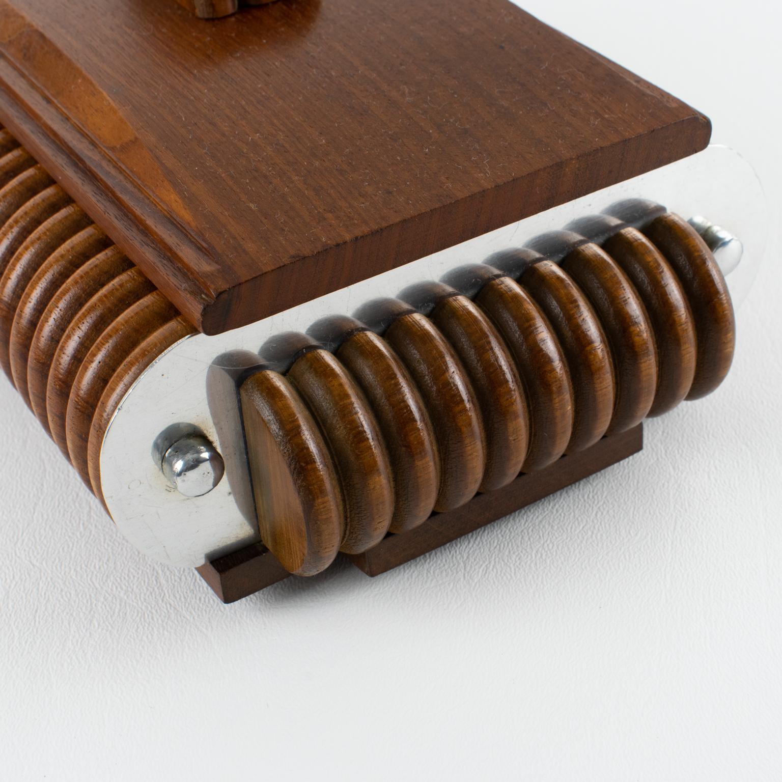 Art Deco Walnut Wood and Aluminum Box, France circa 1930 For Sale 2