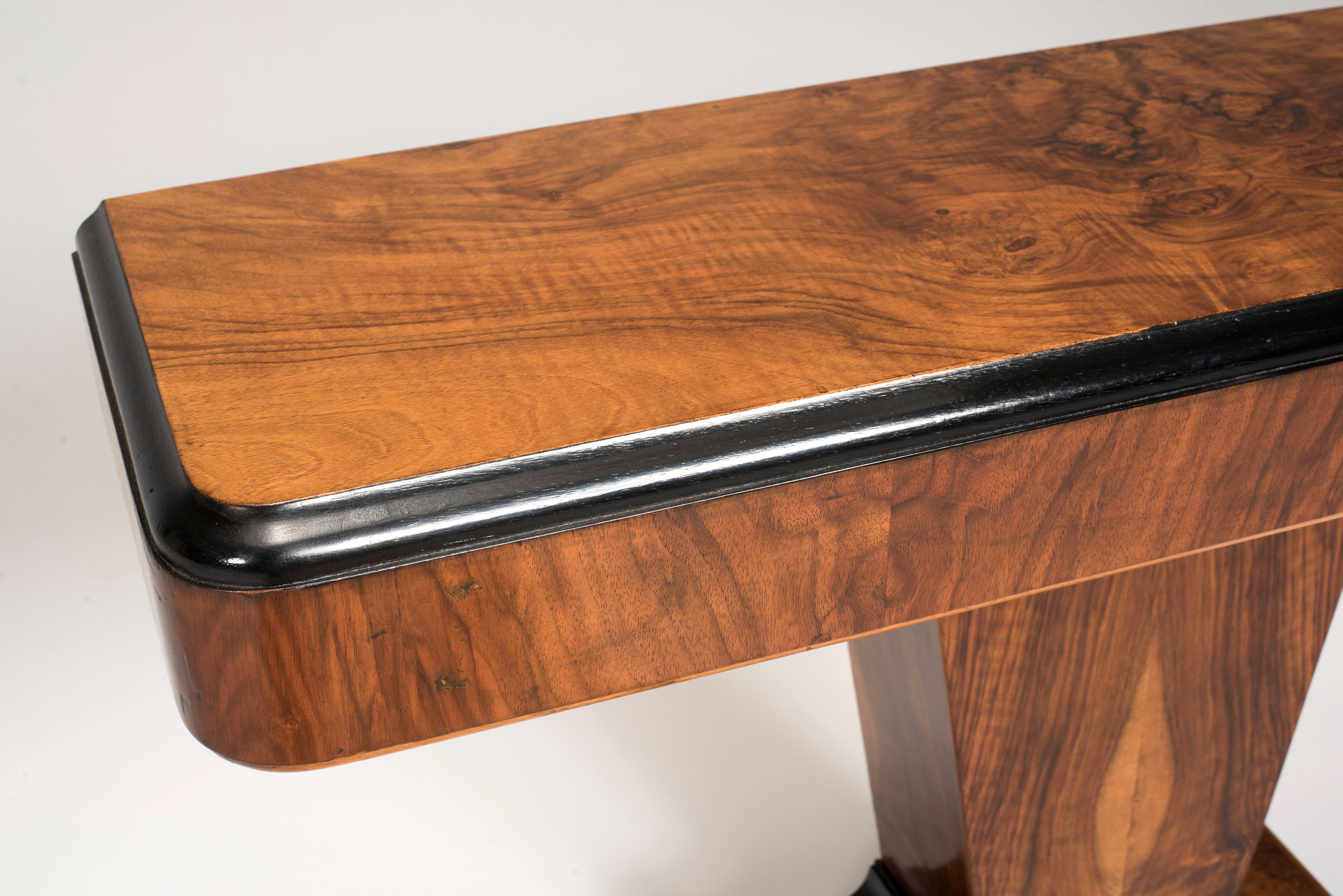 Italian Art Deco Walnut Wood and Black Ebonized Lacquered Details Table Console