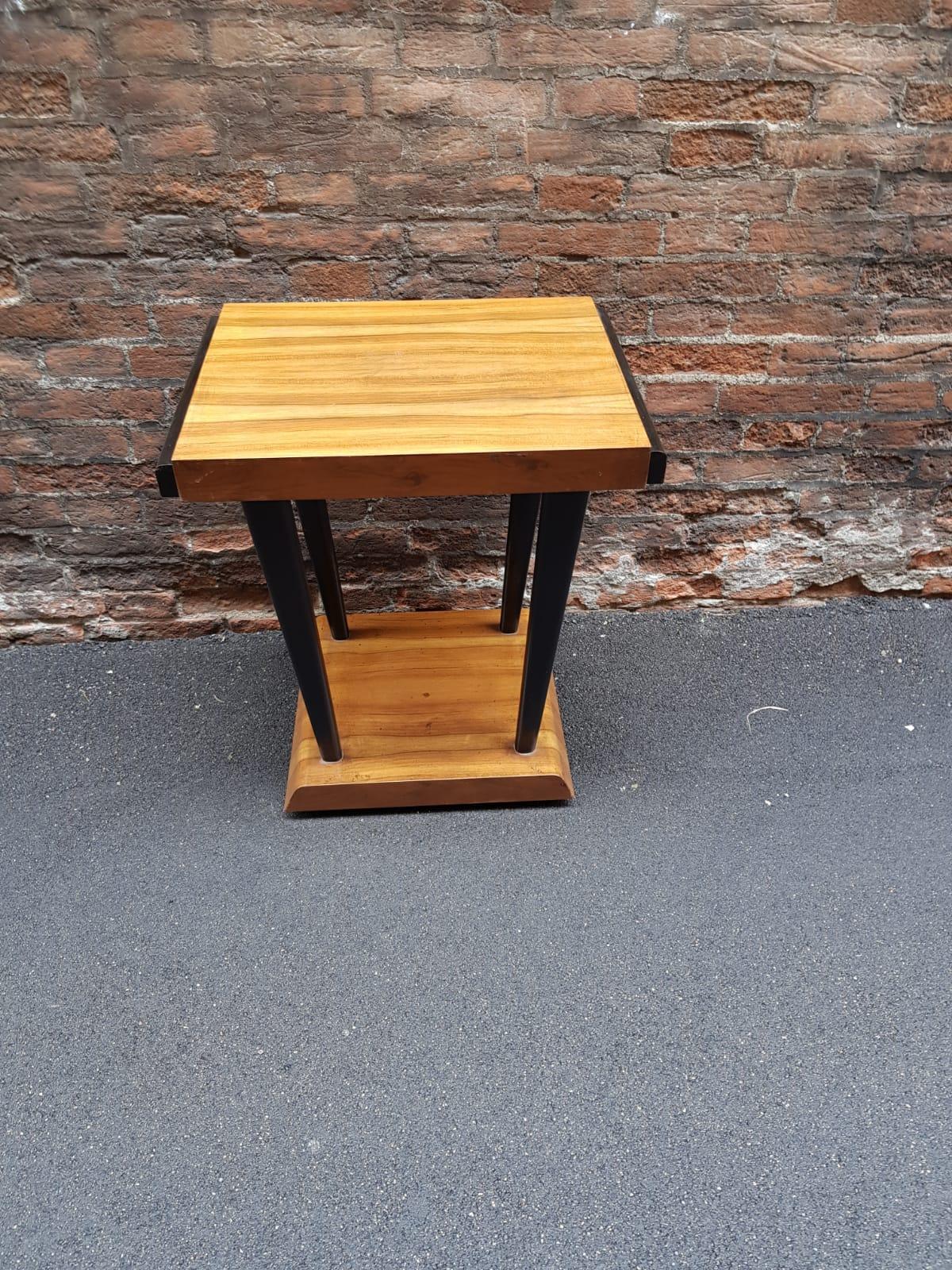 Art Deco Walnut Wood Black Ebonized Legs Squared Side or Coffee Table For Sale 7