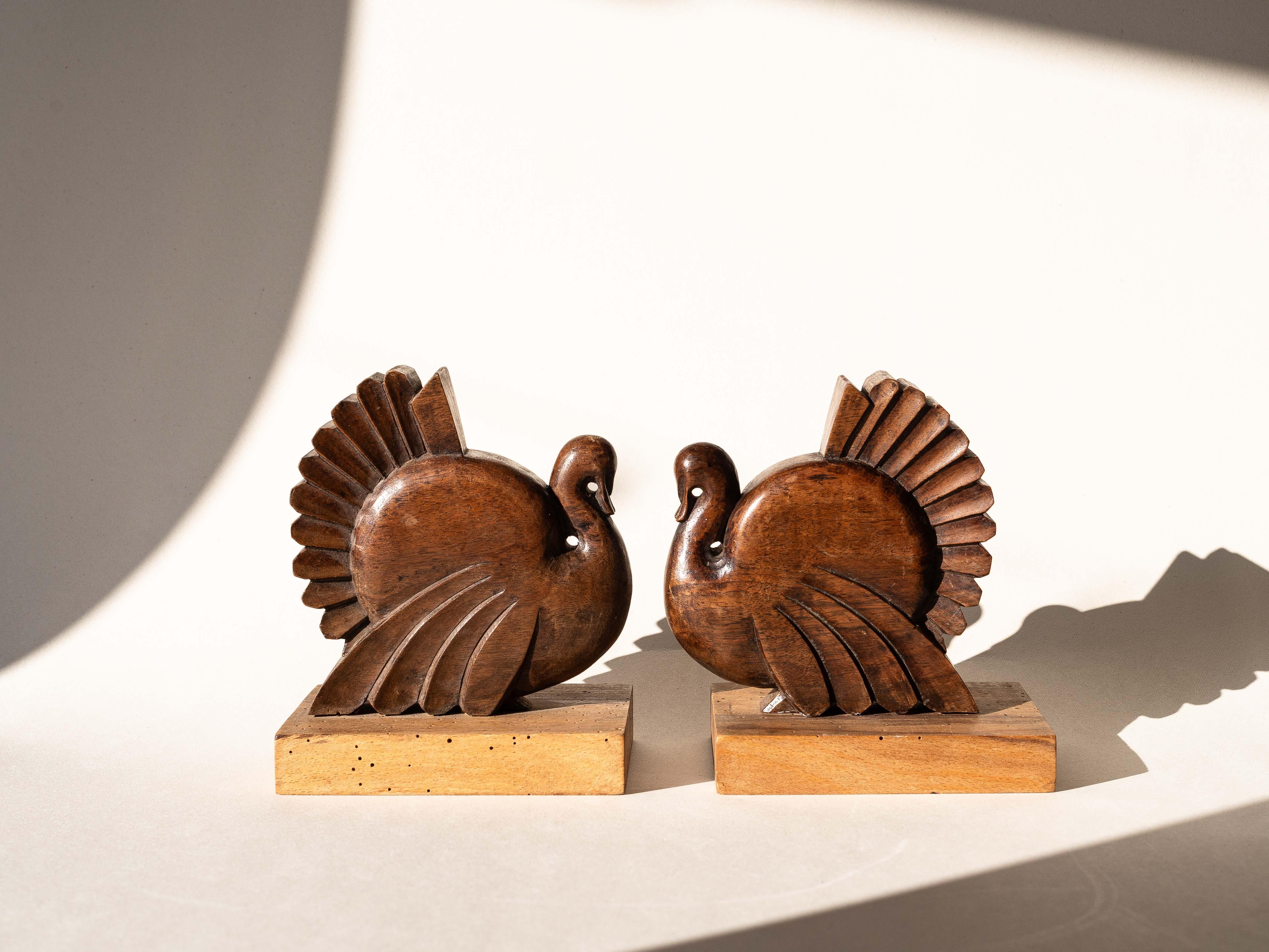 Wood Art Deco Walnut Bookends, French 1930s Hand-Carved Bird Sculptures For Sale