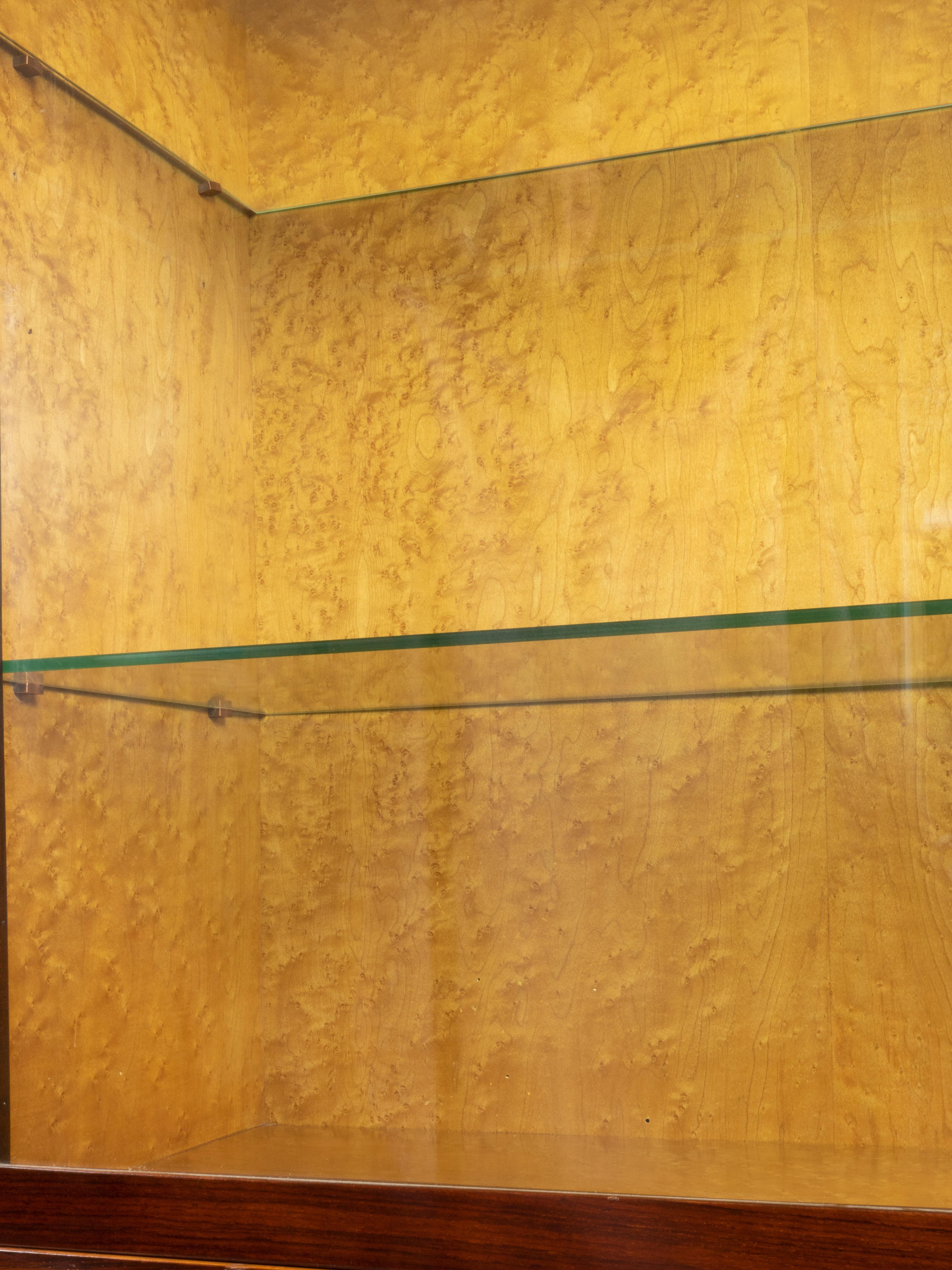 Cabina Art Decó de Madera de Nogal con Detalles de Cobre Metal en venta