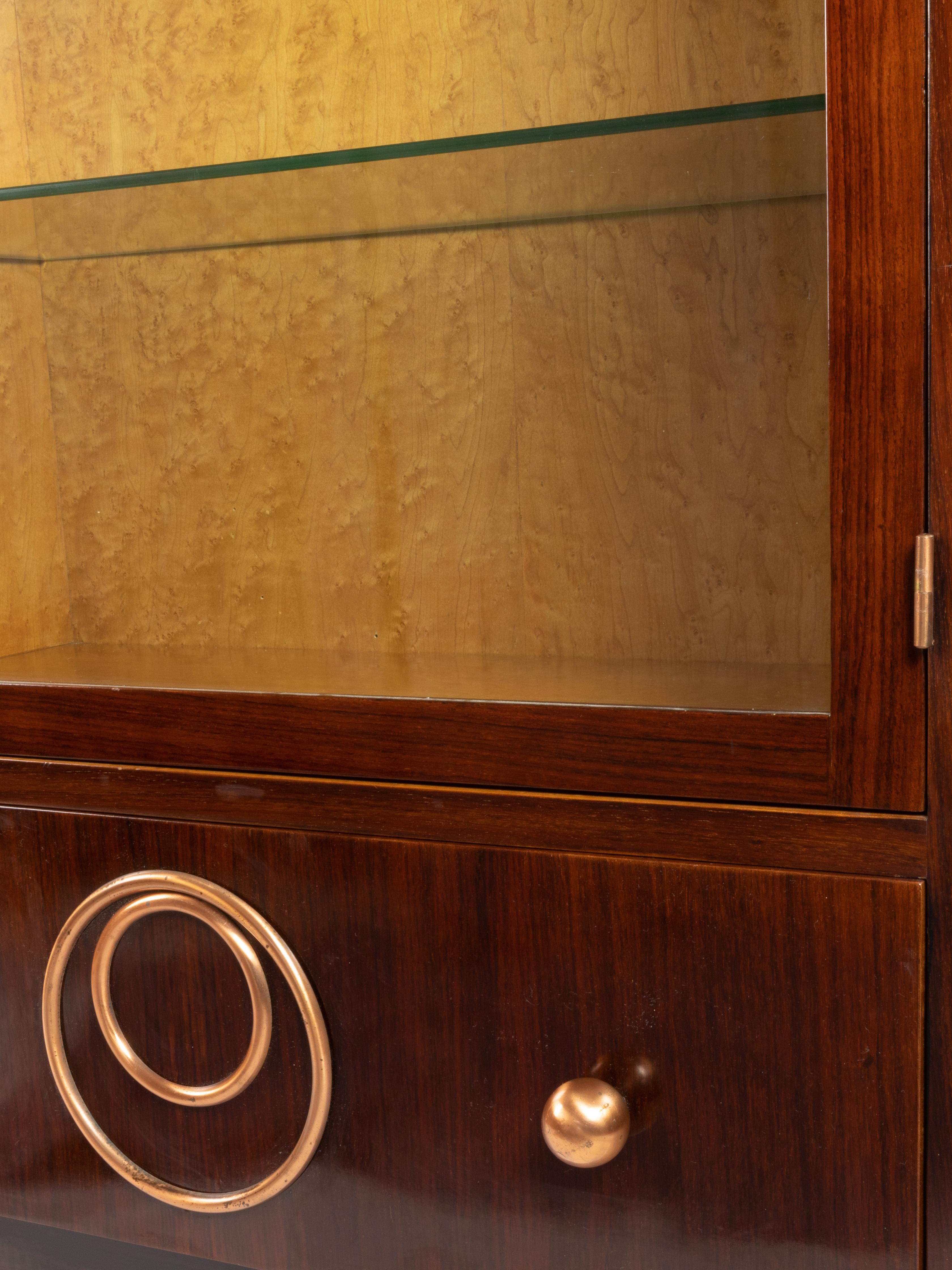 Cabina Art Decó de Madera de Nogal con Detalles de Cobre en venta 2