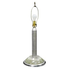 Wolkenkratzer-Tischlampe aus Aluminium und Acryl im Pattyn-Stil, Walter Von Nessen Pattyn-Stil, Art déco