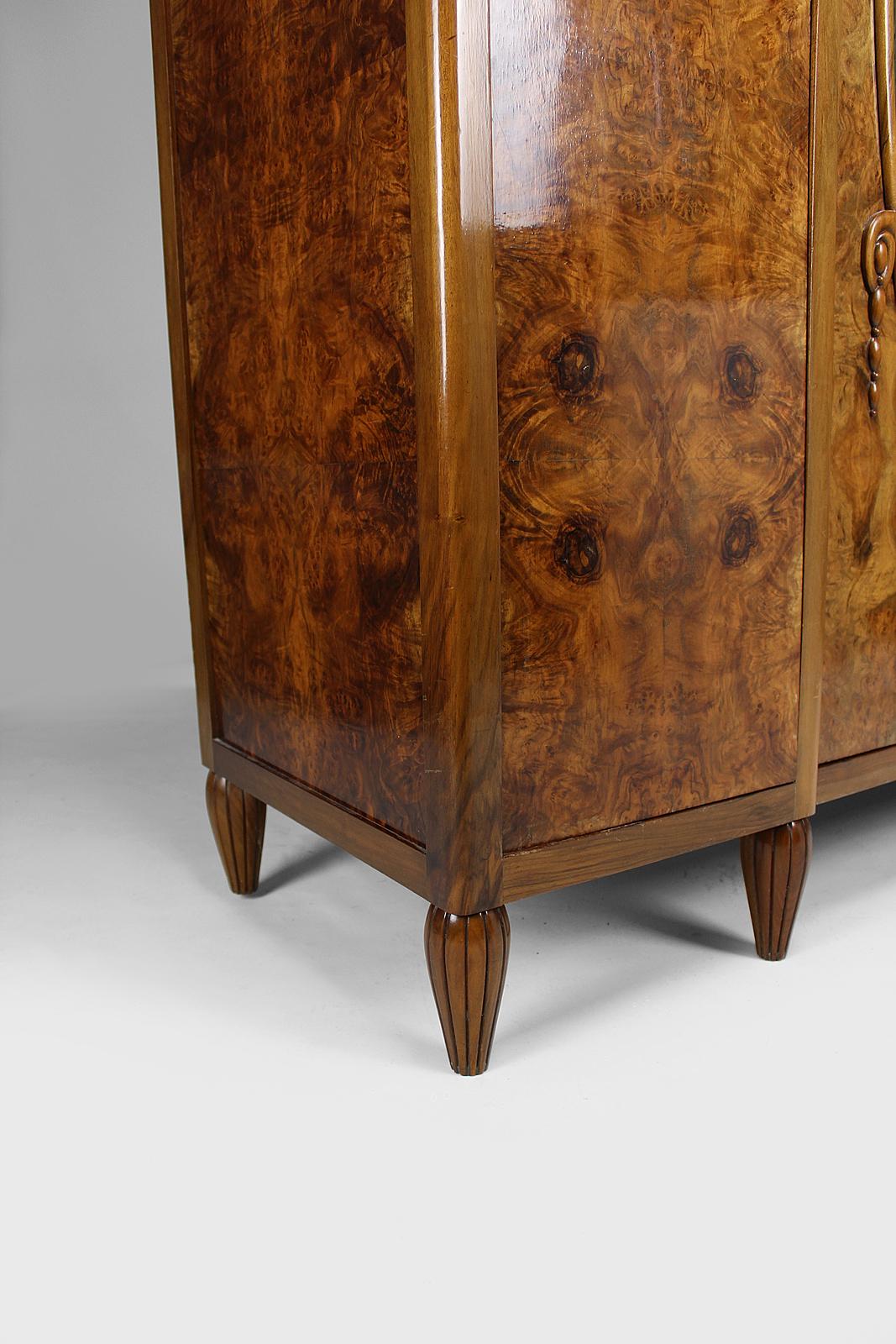 Art Deco Wardrobe by Ateliers Gauthier-Poinsignon in walnut, circa 1920-1930 For Sale 9