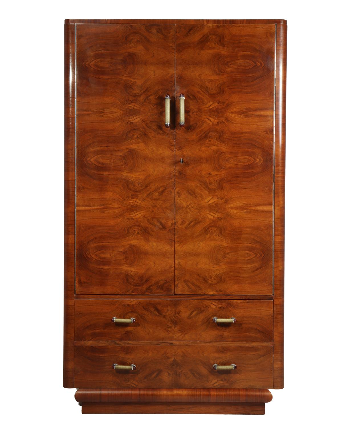 Art Deco Wardrobe in Walnut, circa 1930 4