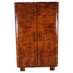 Vintage Art Decò Wardrobe in Walnut with Shelves