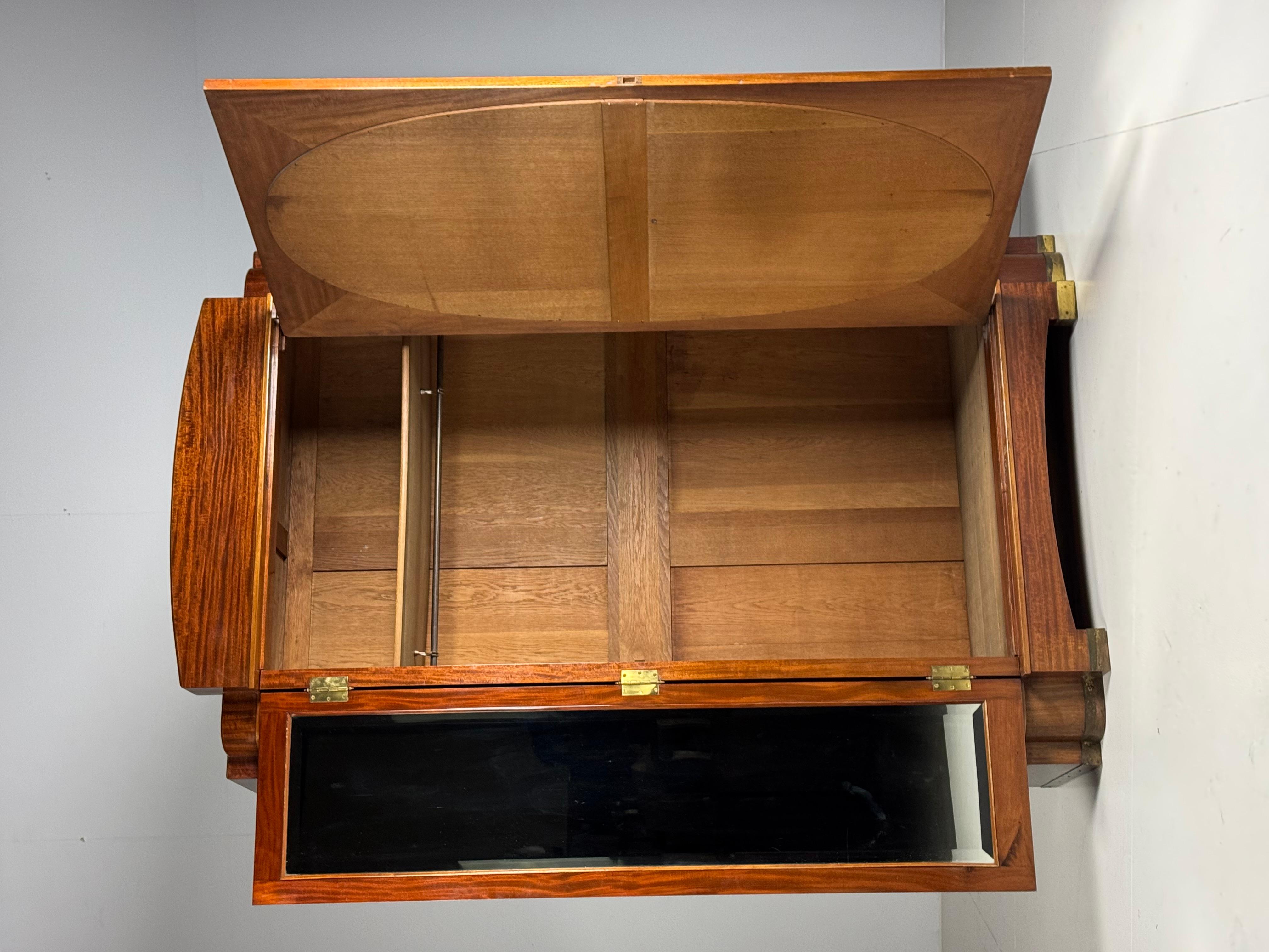 Armadio Art Deco con specchi in vendita 4