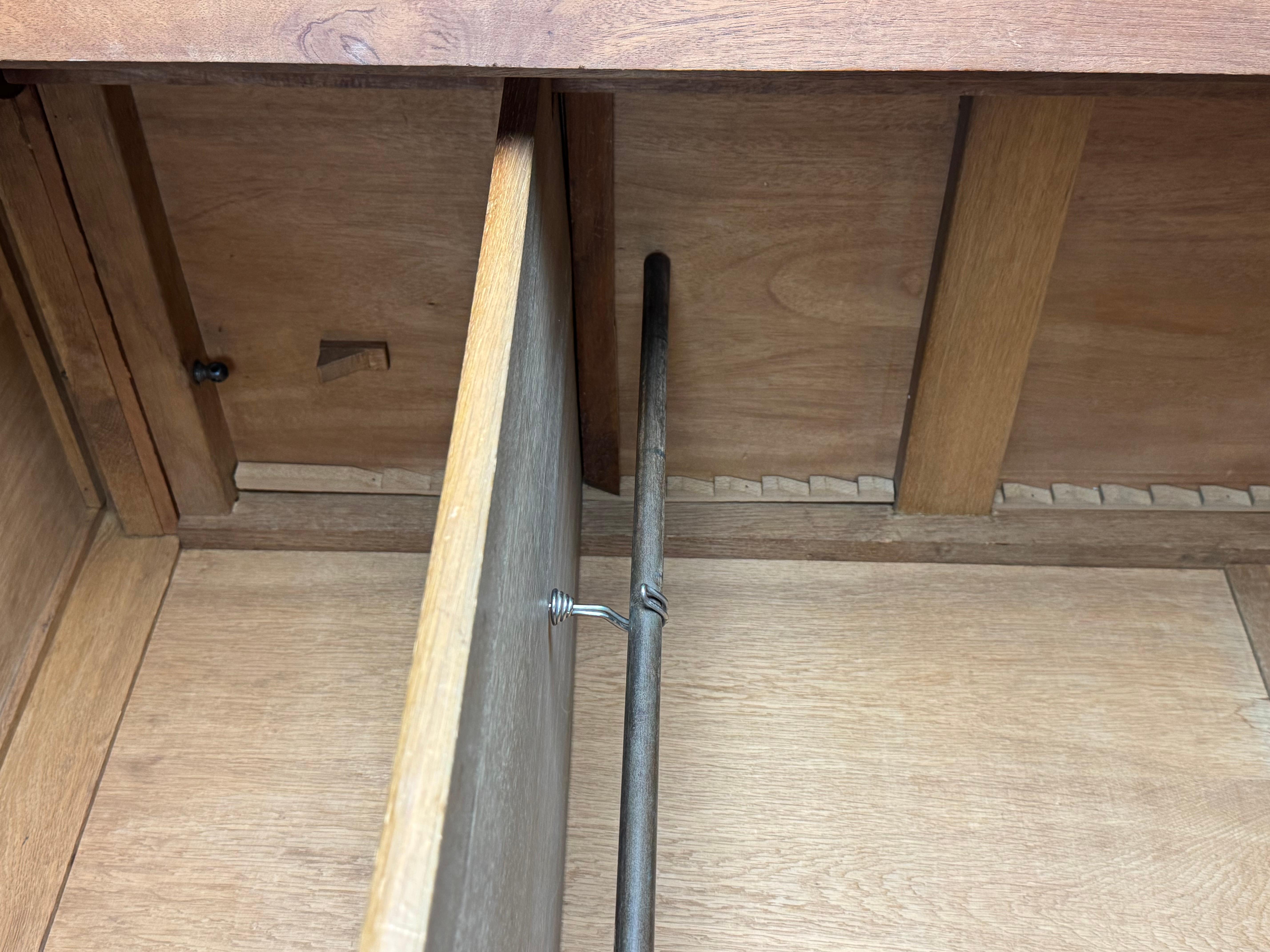 Armadio Art Deco con specchi in vendita 10