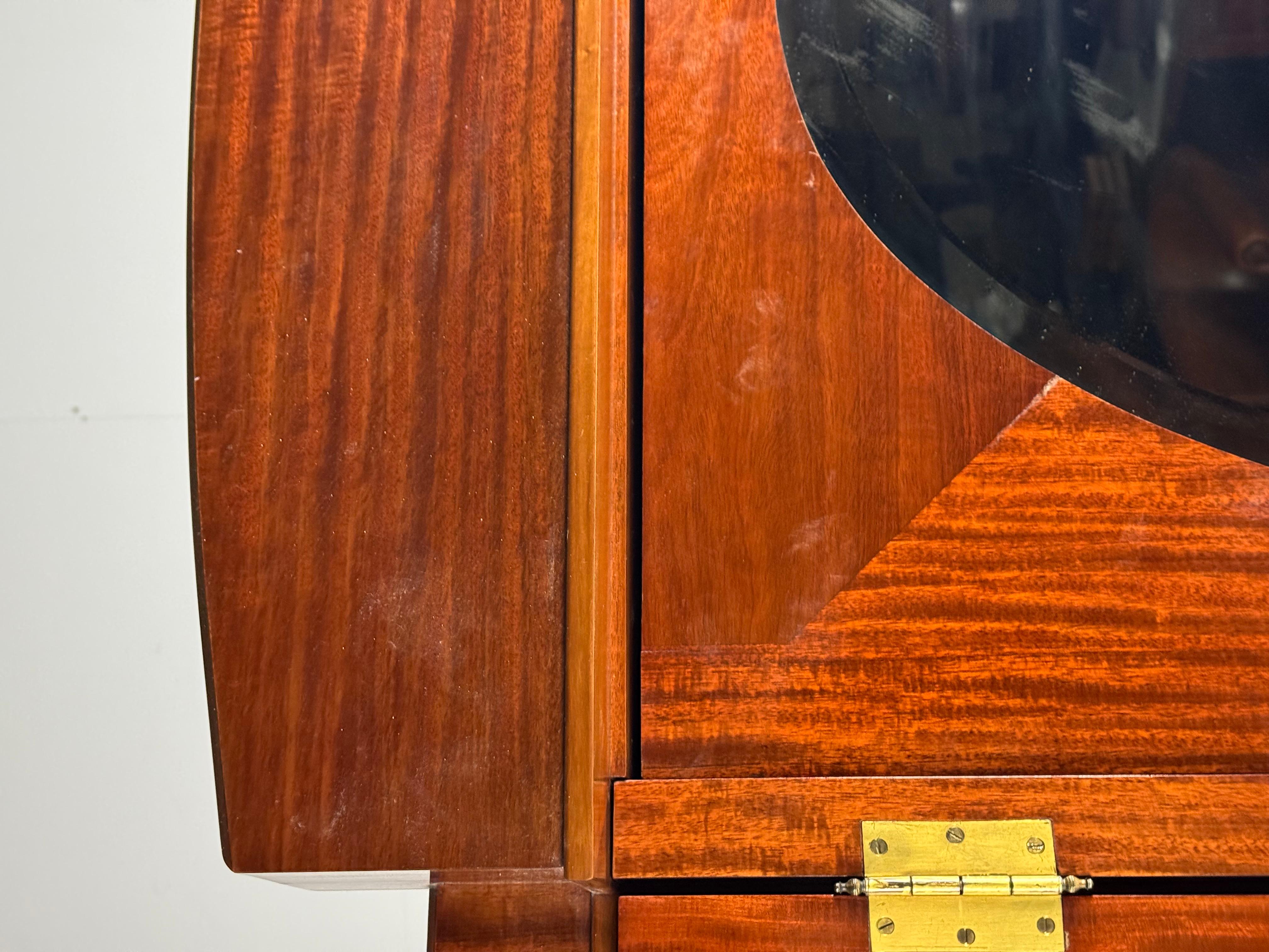 Armadio Art Deco con specchi In condizioni buone in vendita a MILL, NL