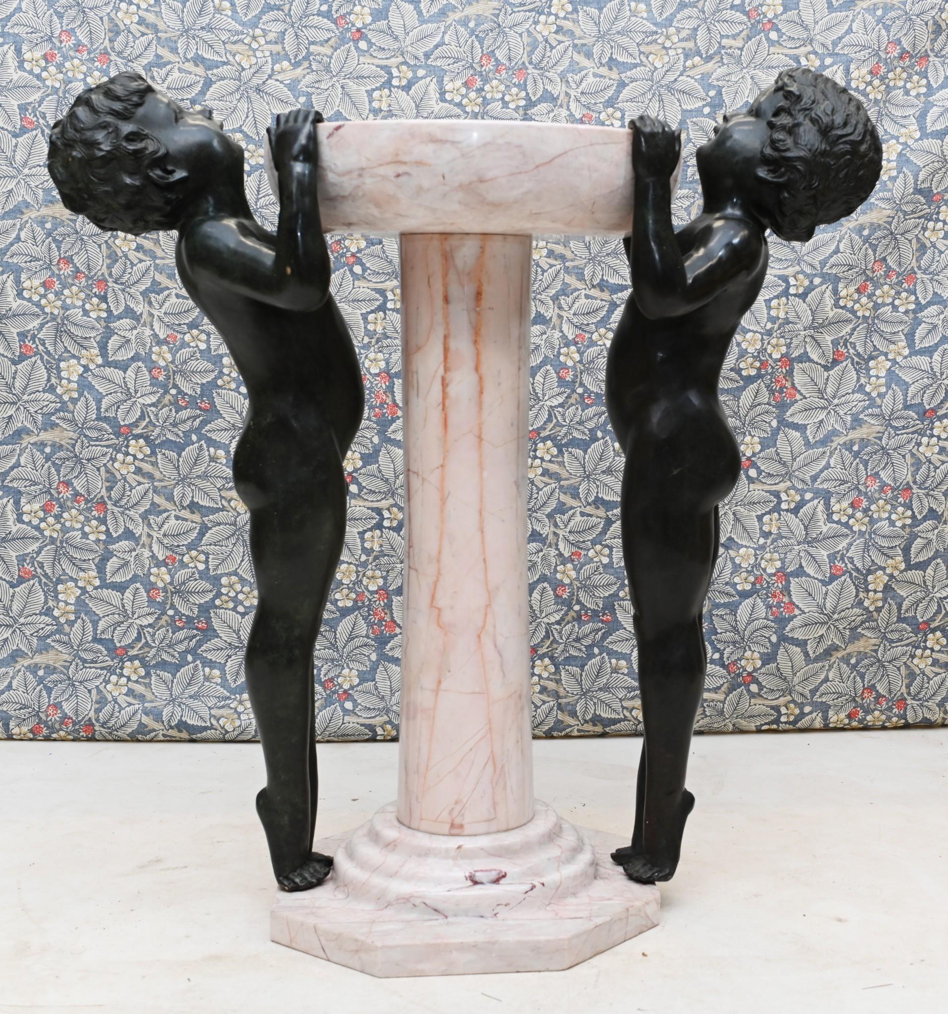 Fontaine à eau Art Déco Marbre Bronze Fontaine à oiseaux pour enfants en vente 7
