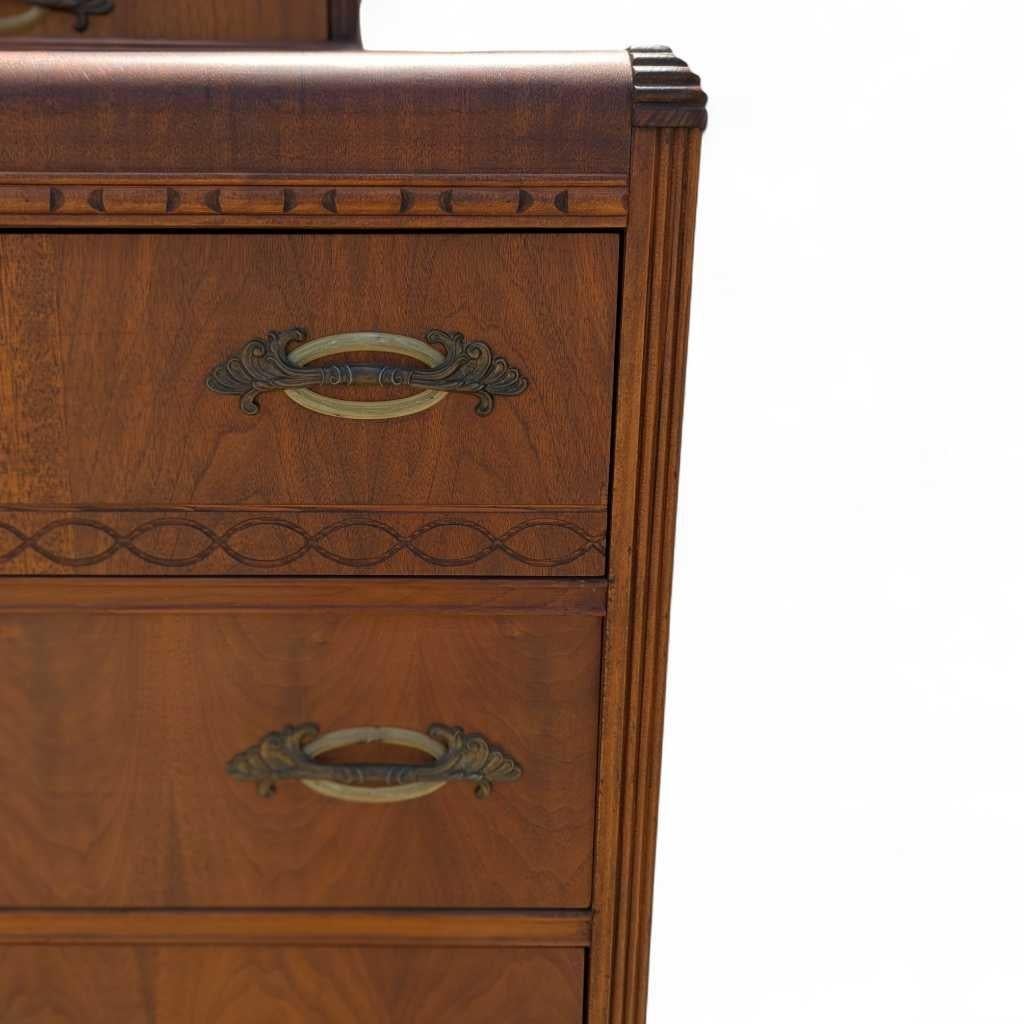Legno Cassettiera a cascata Art Deco, cassettone in Wood con specchio, anni '30 in vendita