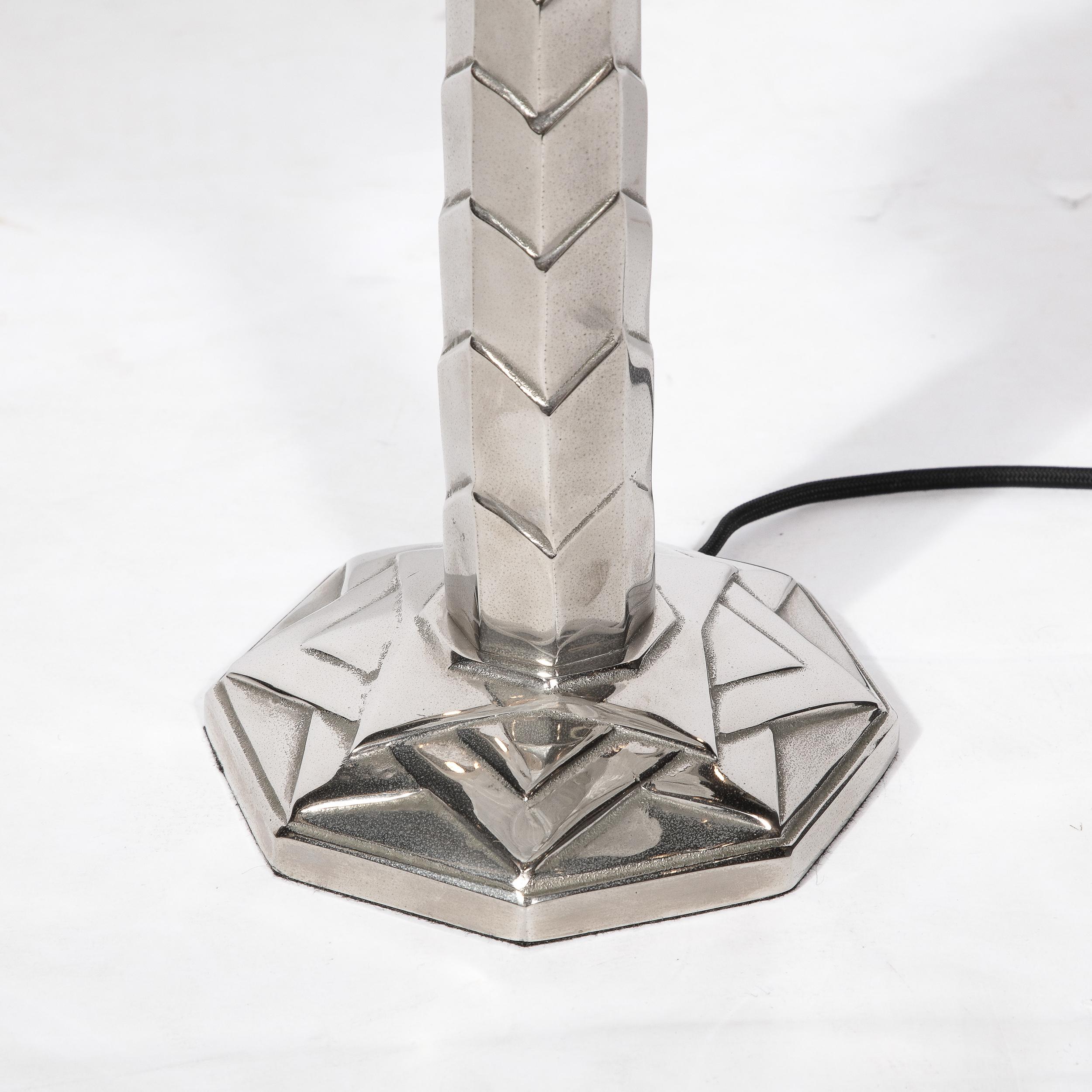 Art Deco Waterfall Frosted Glass Table Lamp w/ Skyscraper Base signed Sabino For Sale 12