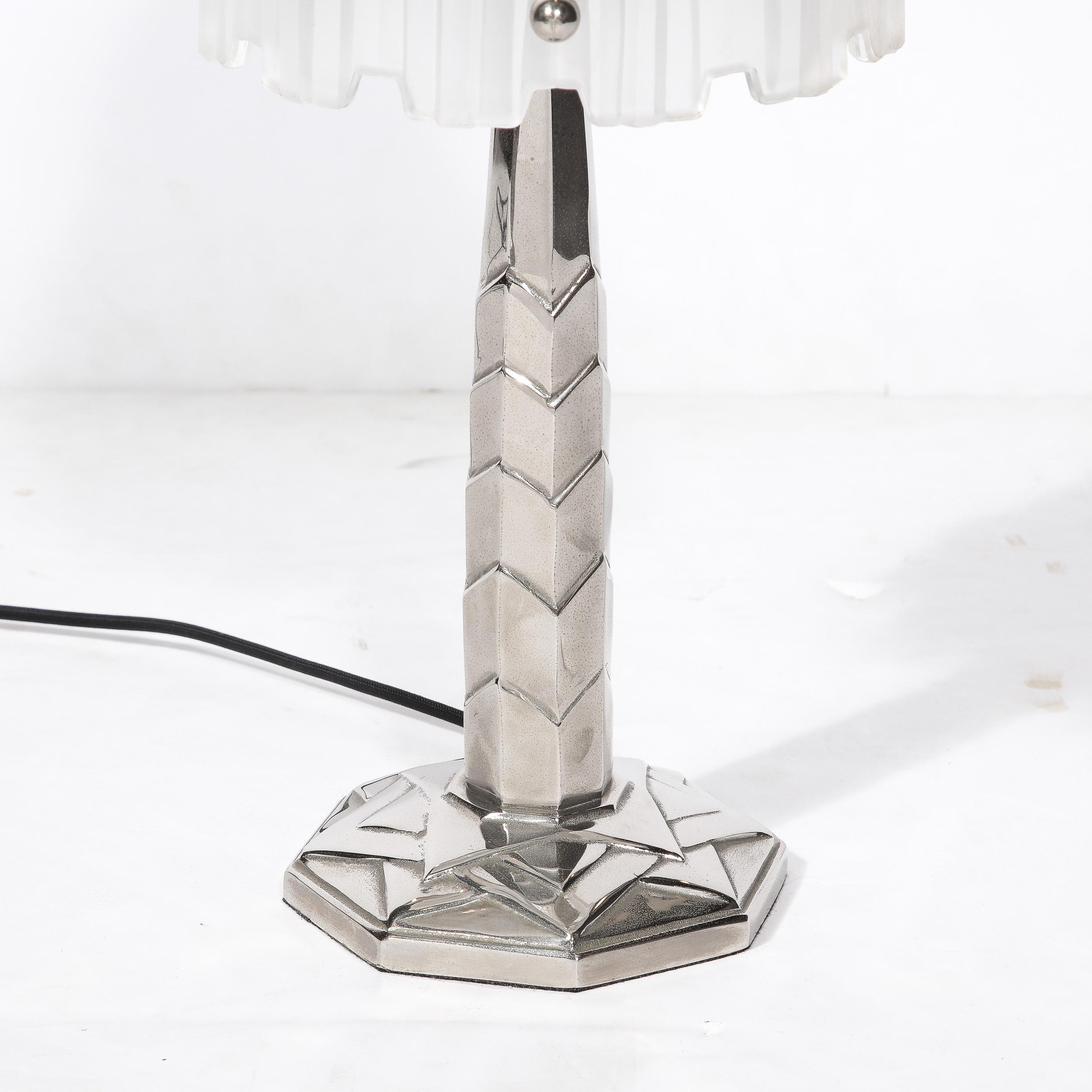 Art Deco Waterfall Frosted Glass Table Lamp w/ Skyscraper Base signed Sabino For Sale 2