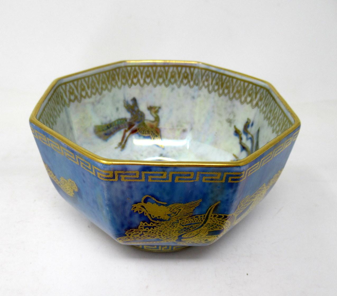 Art Deco Wedgwood Celestial Chinese Dragon Lustre Ware Bowl Centerpiece, 1920s   In Excellent Condition In Dublin, Ireland